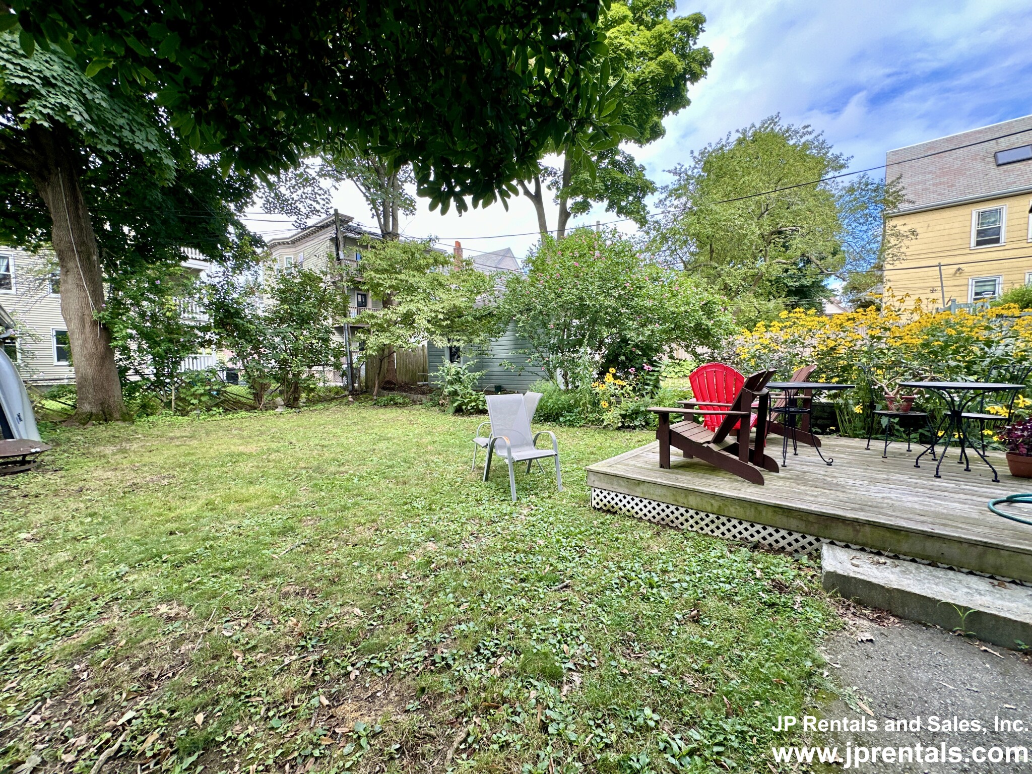 40 Hewlett St, Roslindale