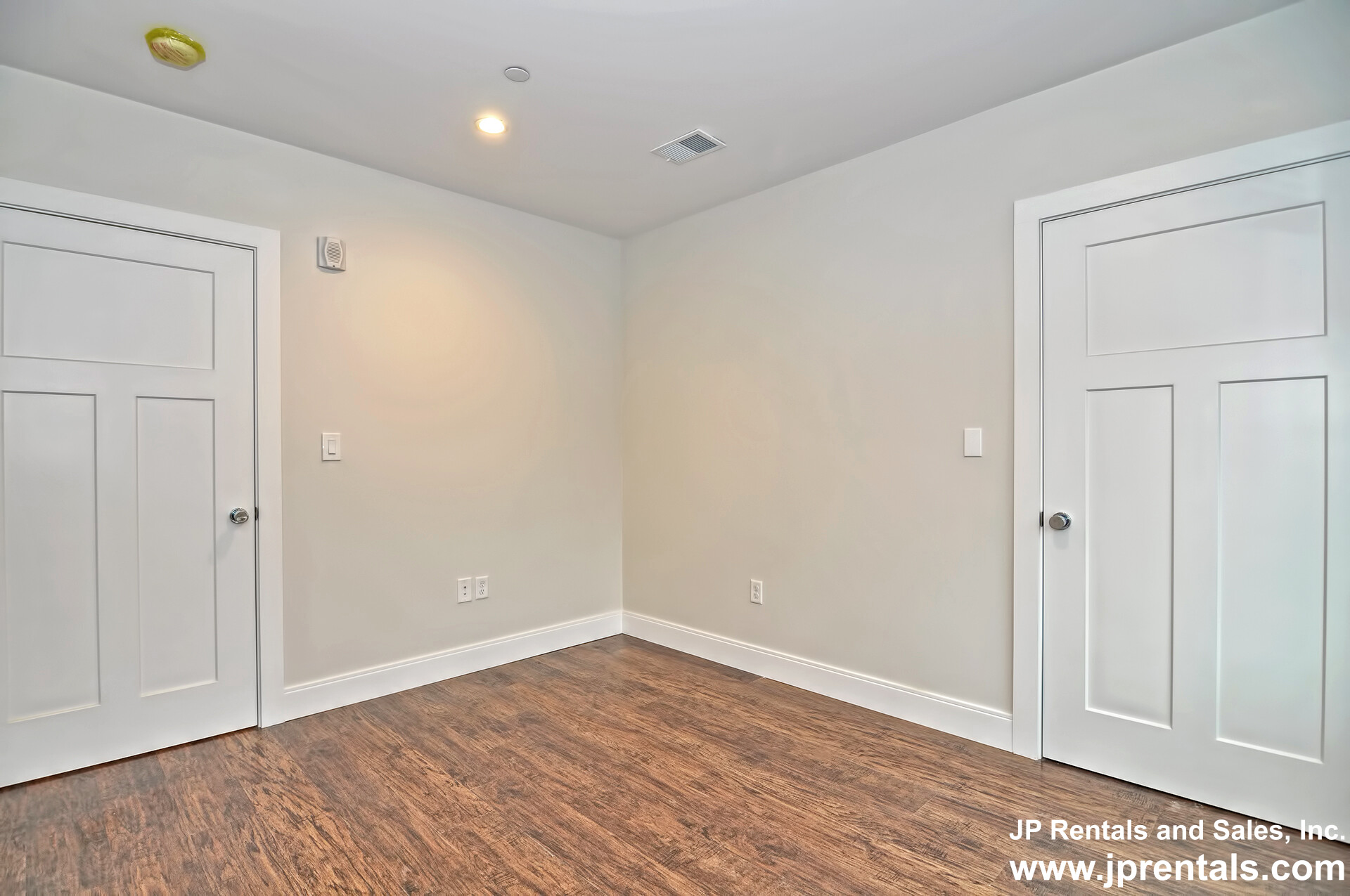 76 Stonley Rd, Jamaica Plain