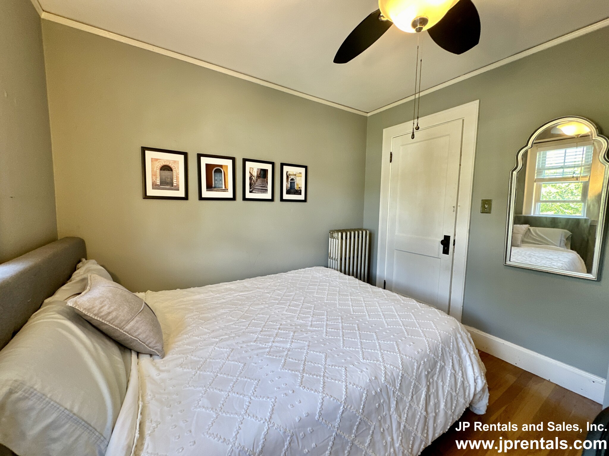 52 Sanborn Ave, West Roxbury