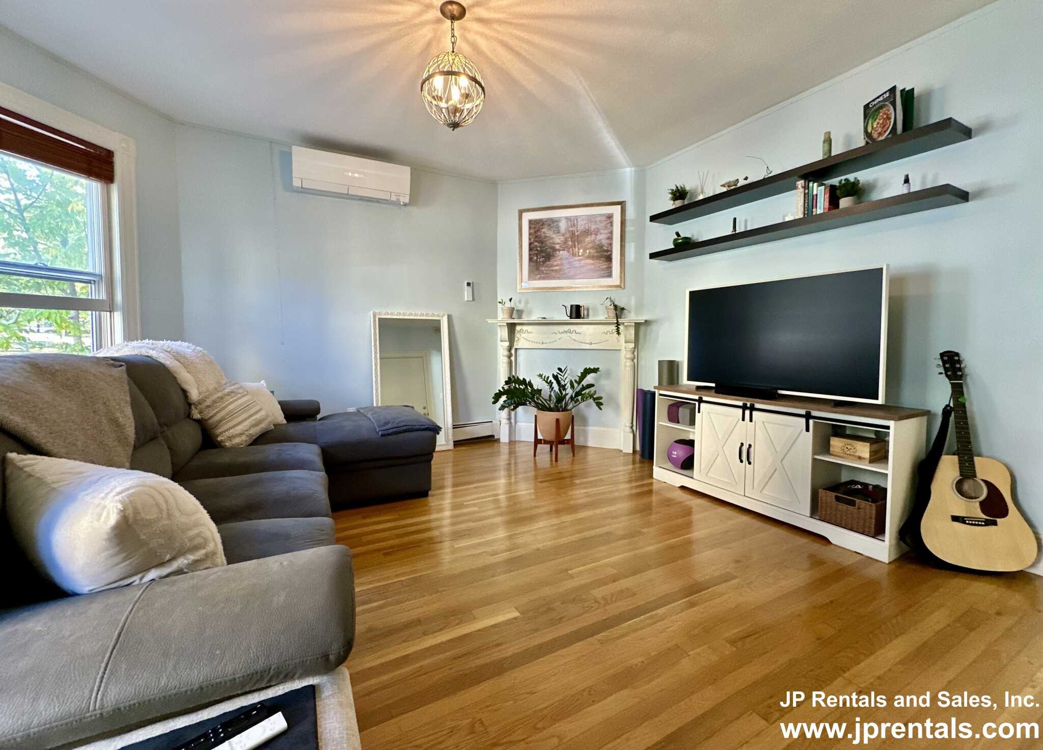 17 Spalding St, Jamaica Plain