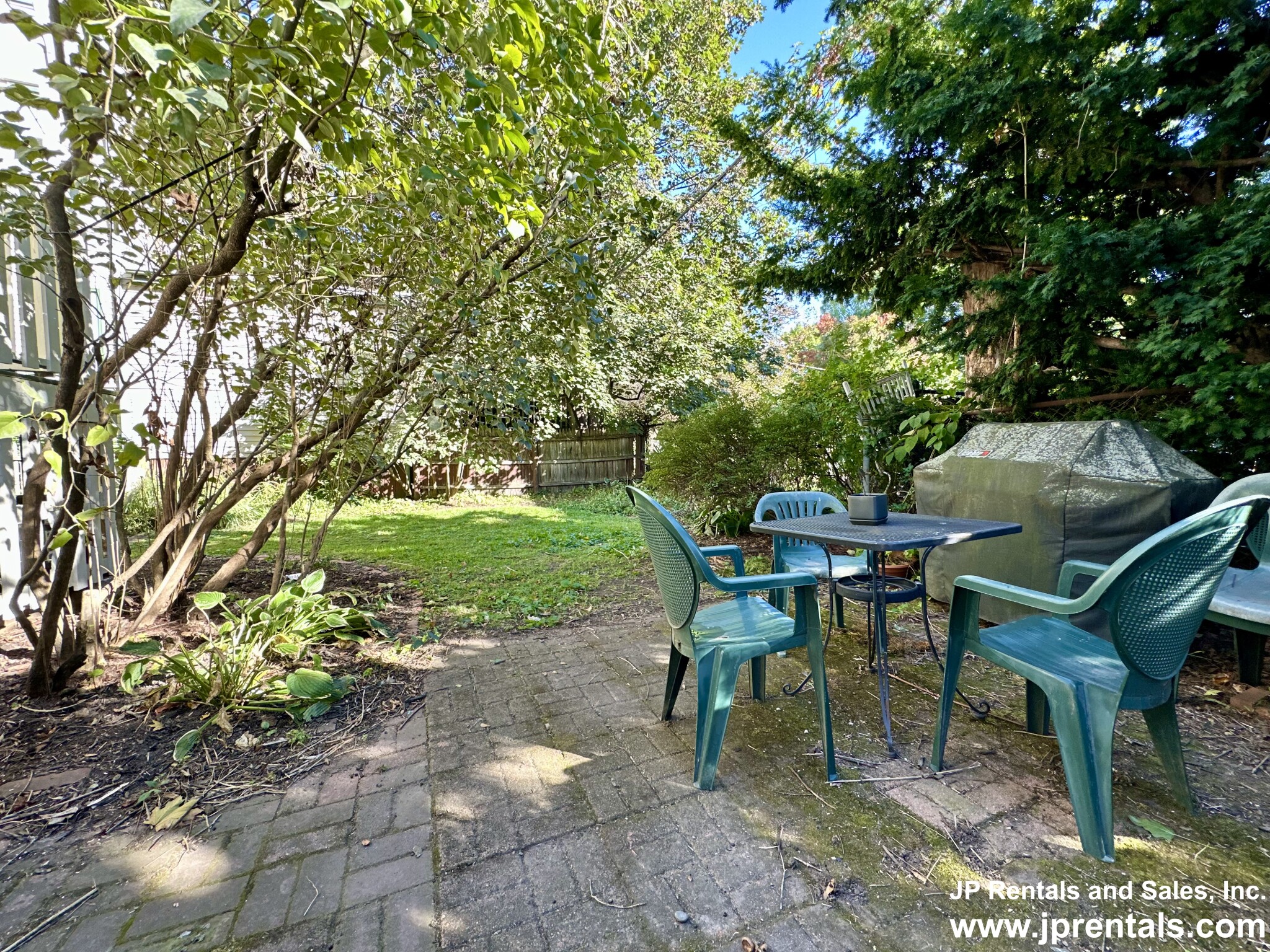 17 Spalding St, Jamaica Plain