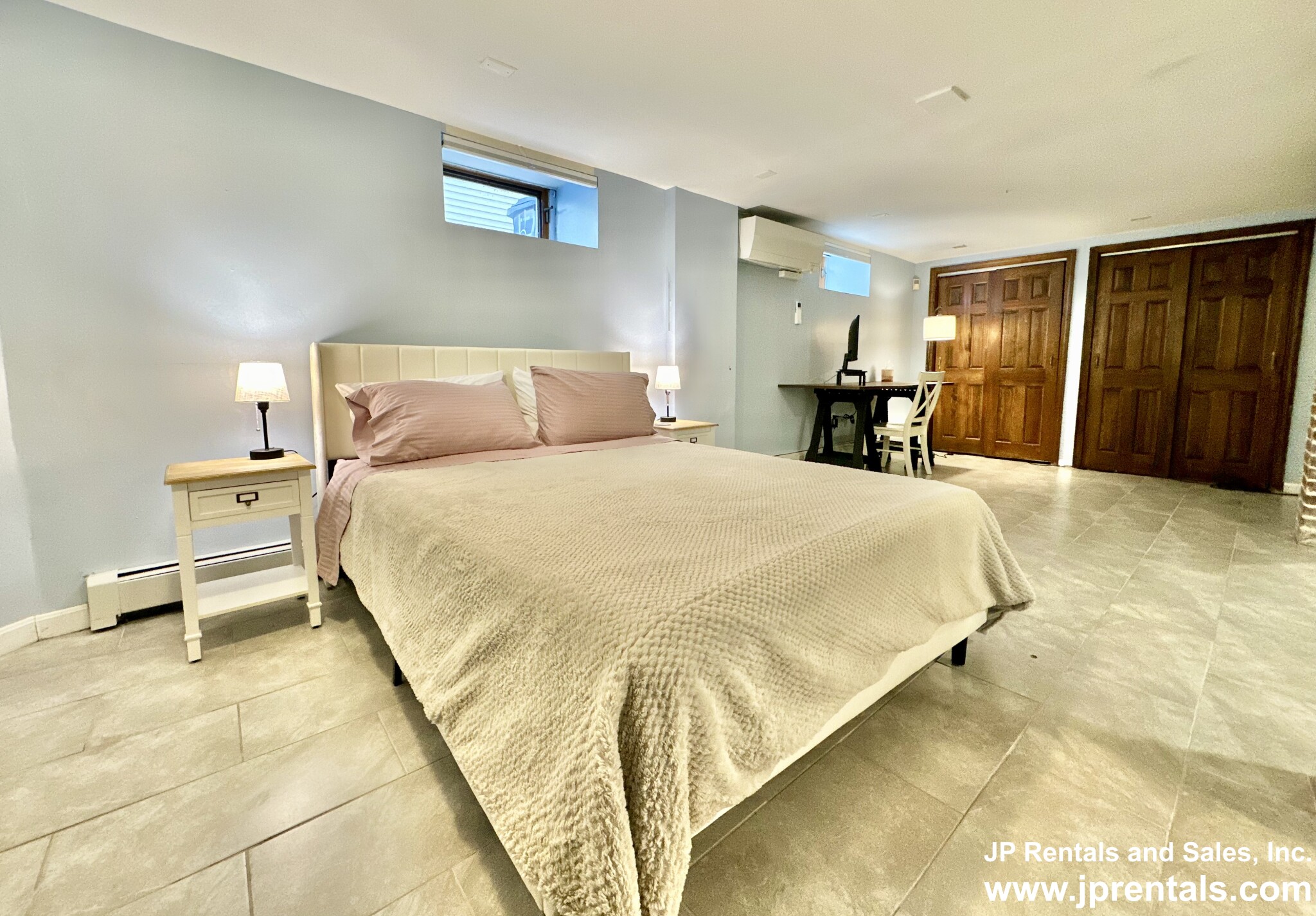 17 Spalding St, Jamaica Plain