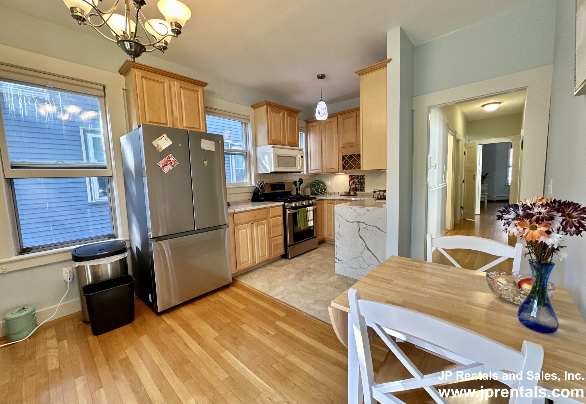 17 Spalding St, Jamaica Plain