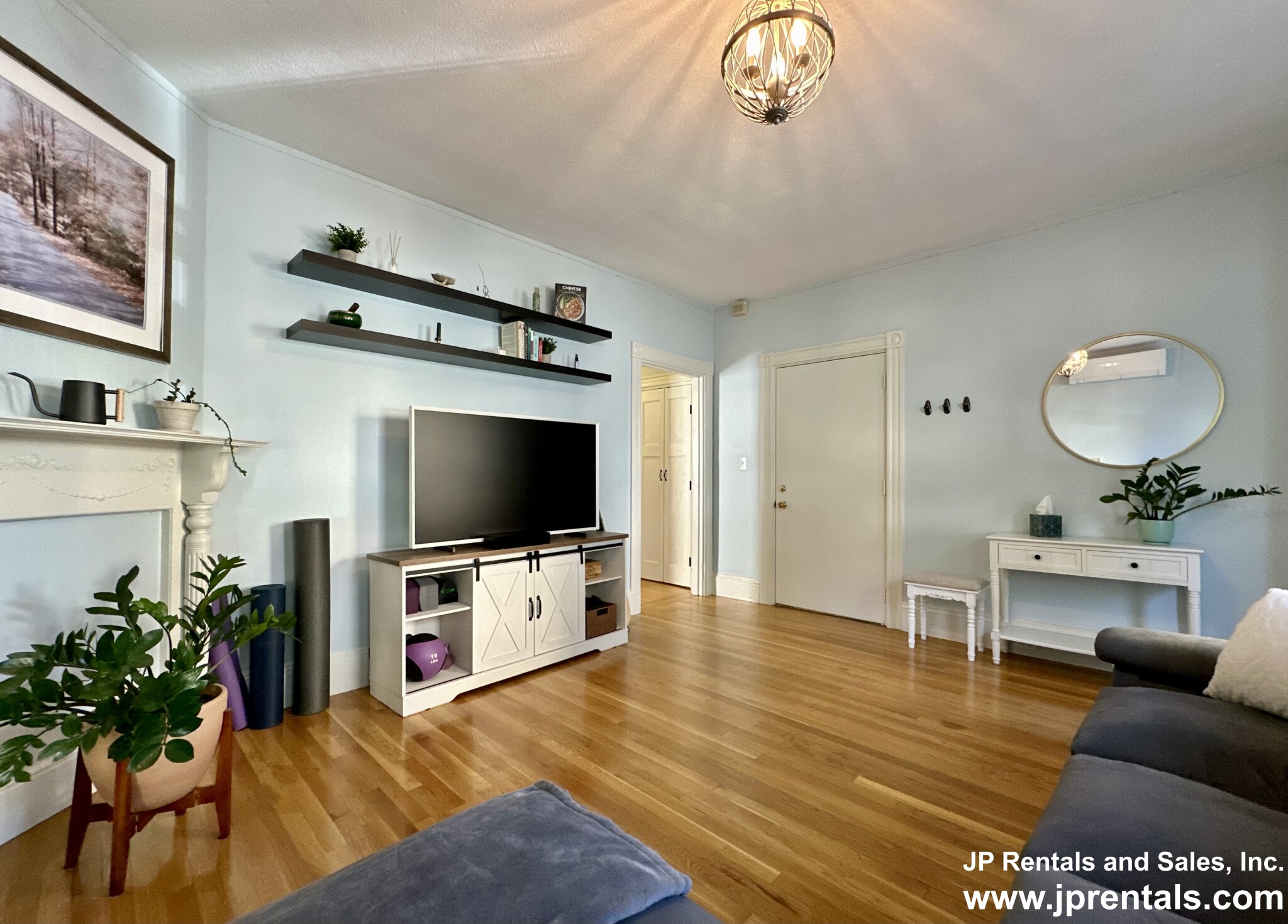 17 Spalding St, Jamaica Plain