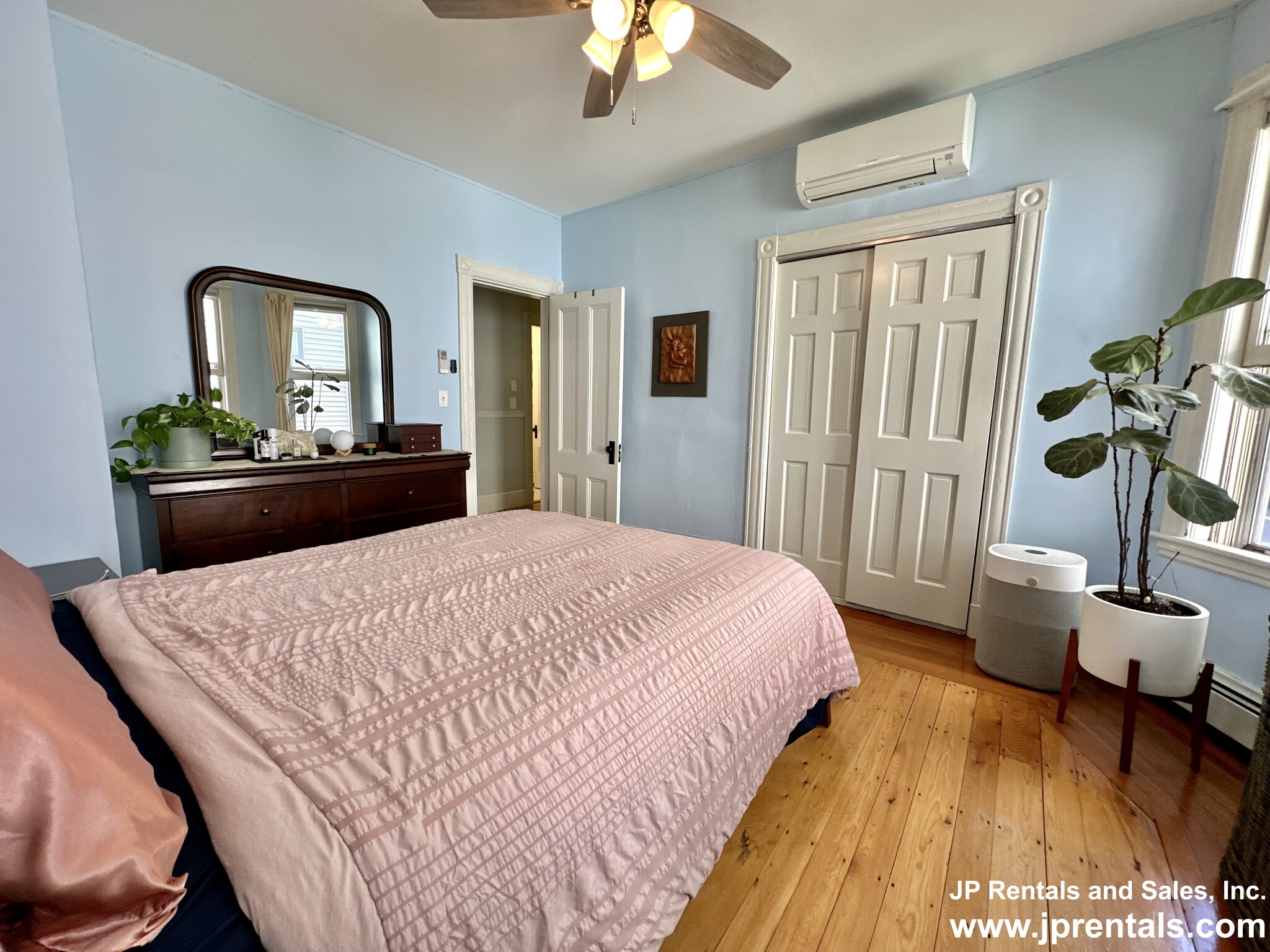 17 Spalding St, Jamaica Plain