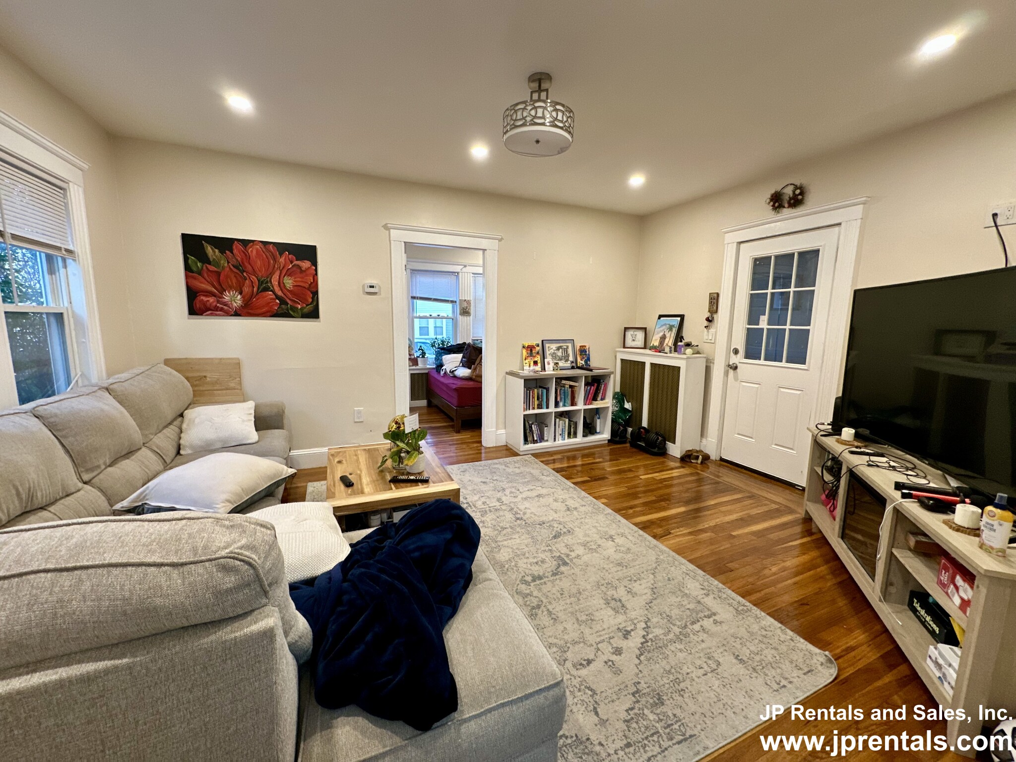 52 West Walnut Park, Jamaica Plain