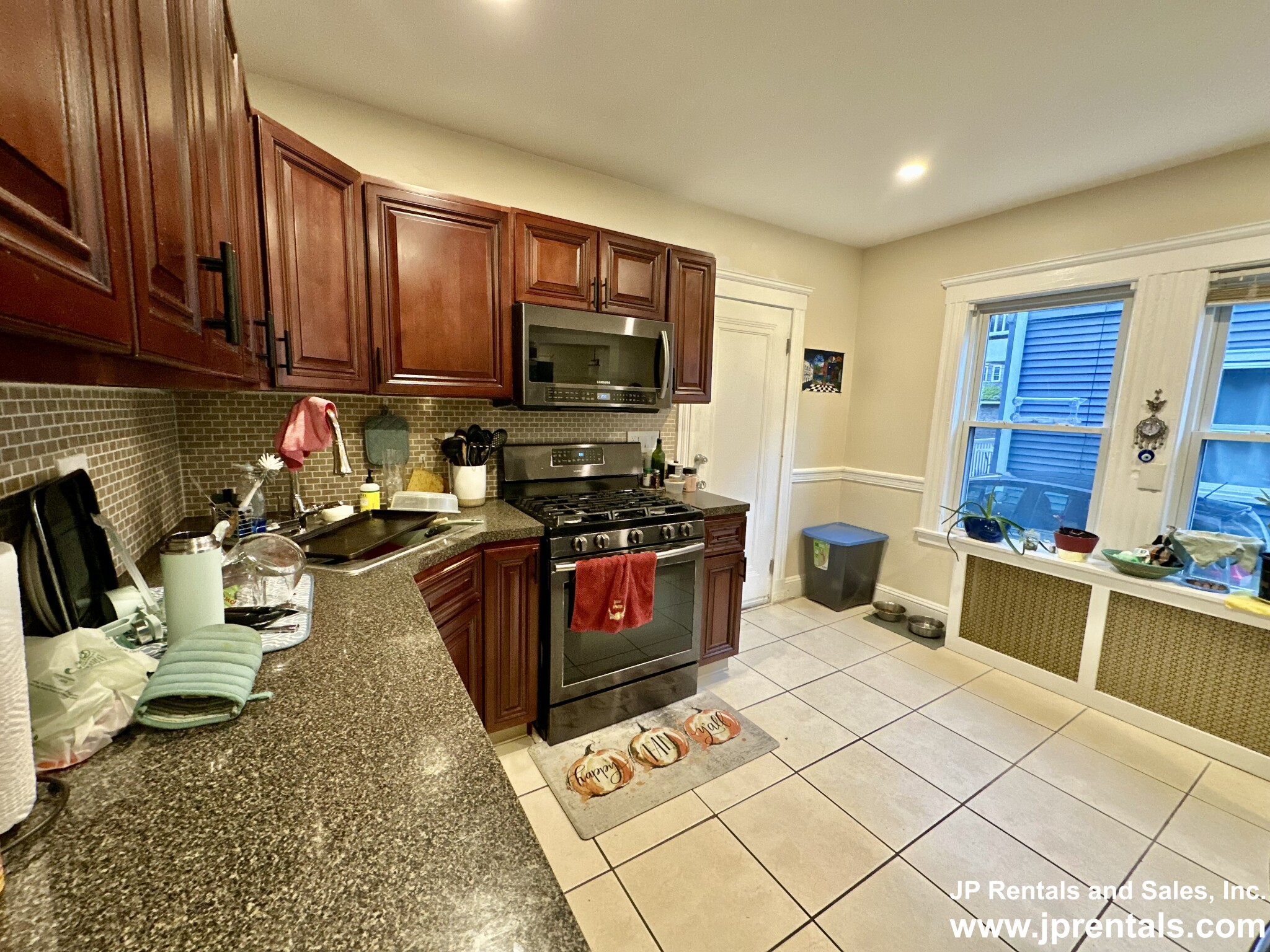 52 West Walnut Park, Jamaica Plain