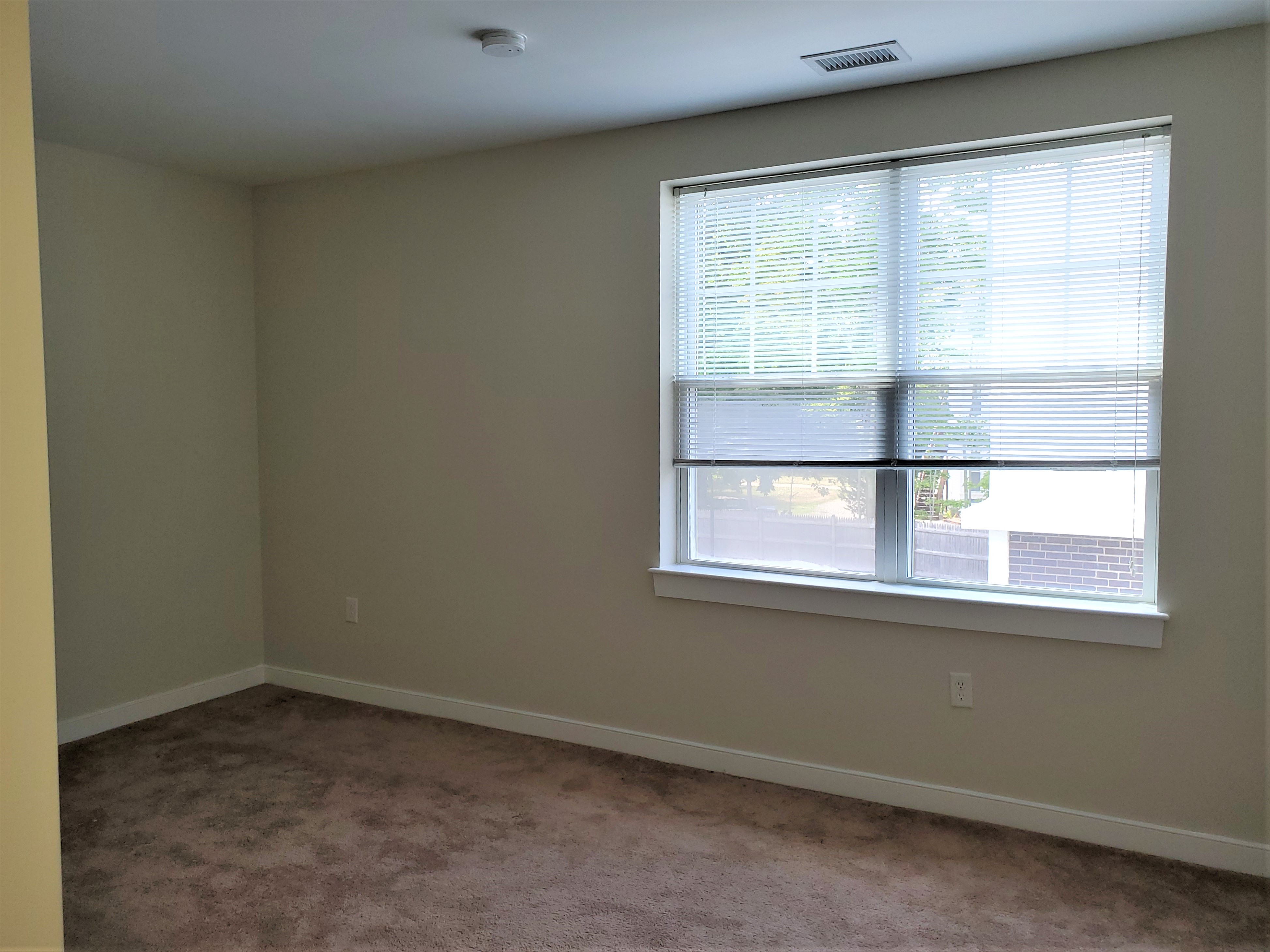 1 bed, 1 bath apartment for rent at 20 Pond St Unit 103, Braintree — photo 4 of 7