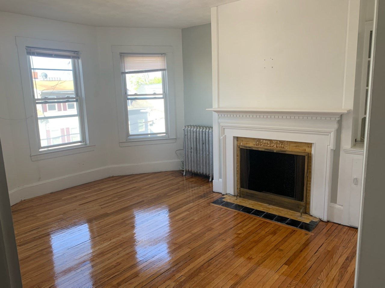 Photos of apartment on Washington Ave.,Chelsea MA 02150