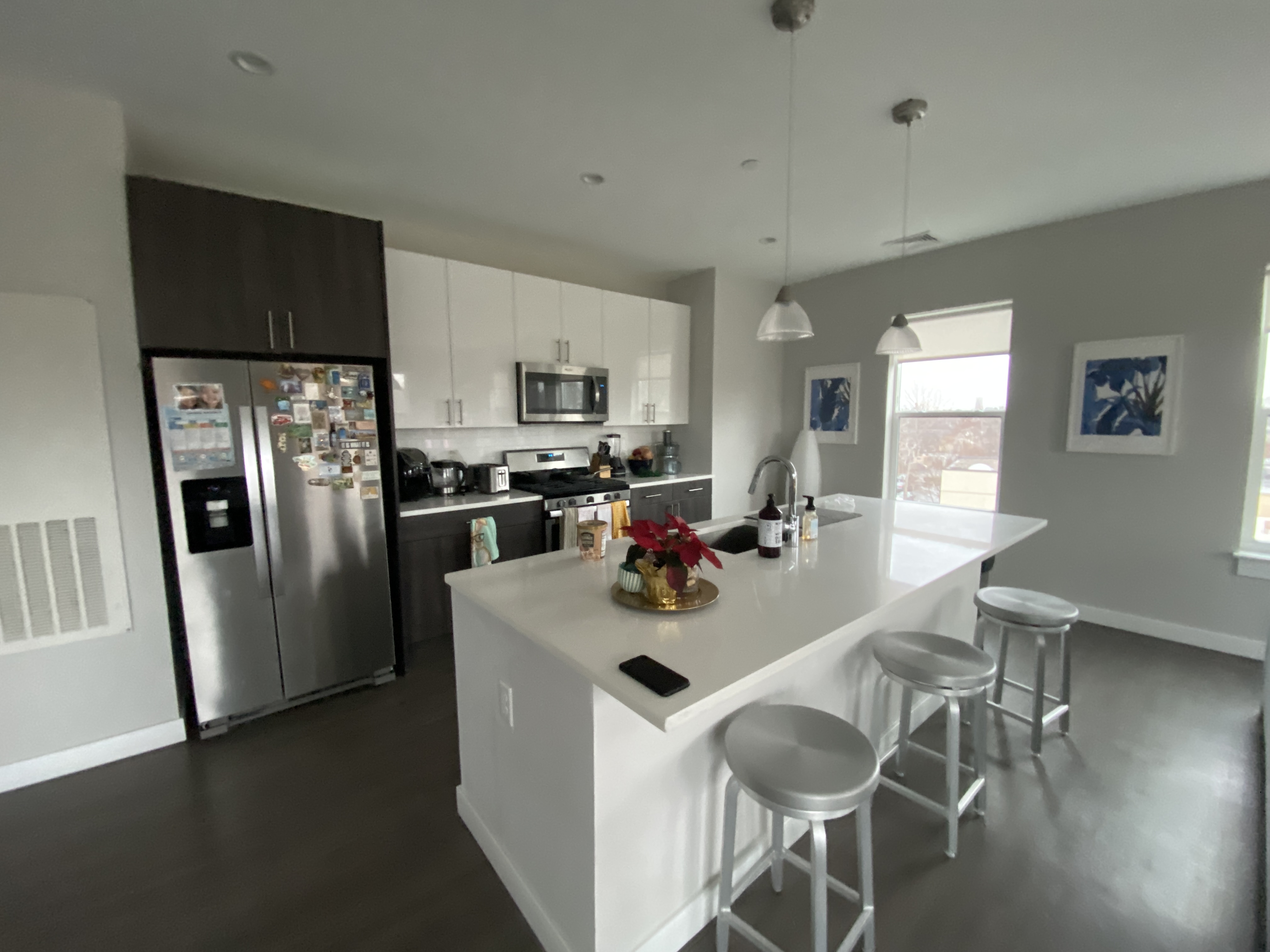 4 bed, 4+ bath apartment for rent at 23 Bridge St Unit 301, Quincy — photo 1 of 16