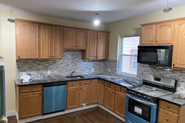 5 bed, 2 bath apartment for rent at 89 Ruthven St Unit 3, Dorchester