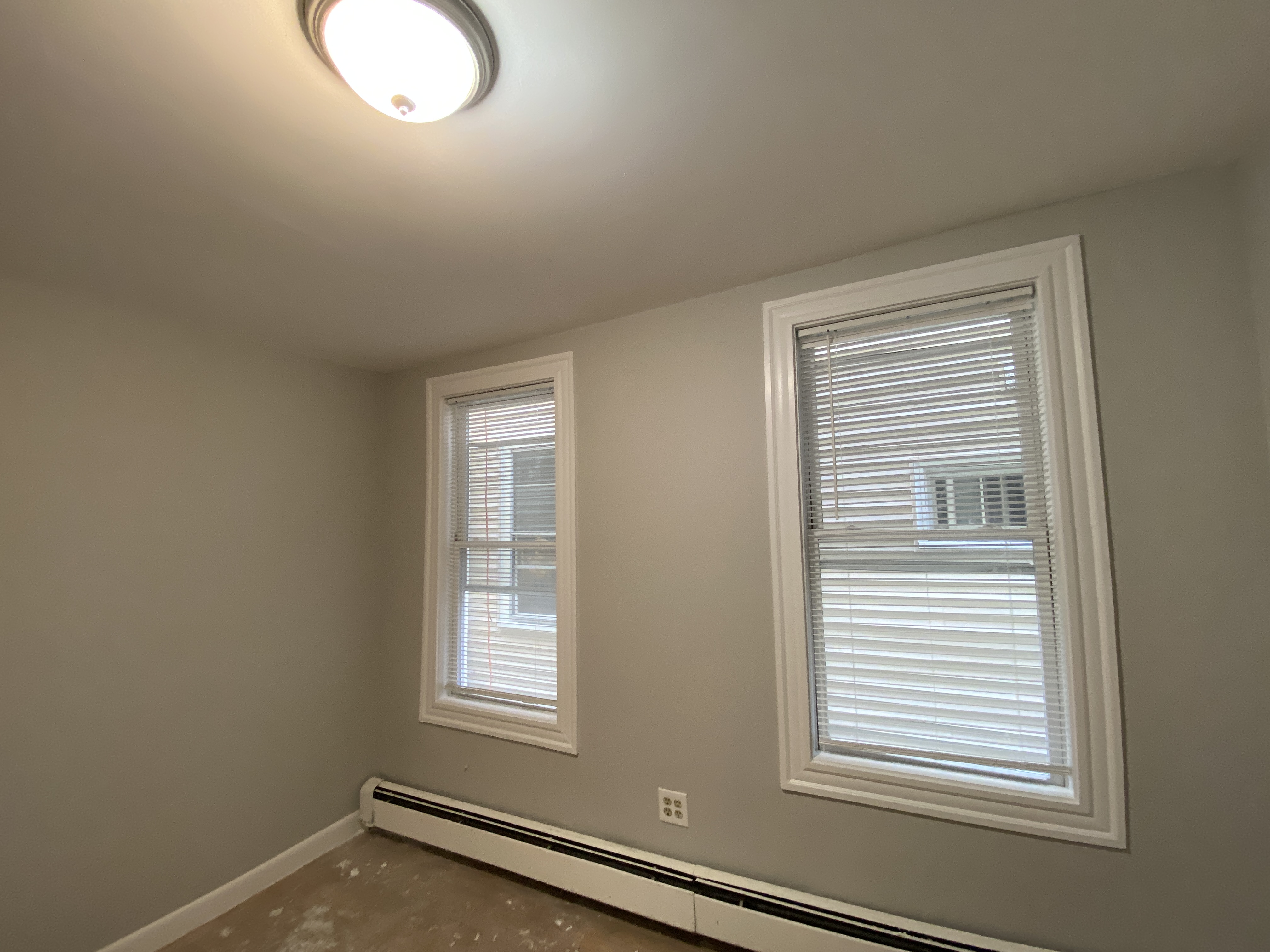 2.5 bed, 1 bath apartment for rent at 205 Chelsea St Unit 1, East Boston — photo 6 of 6
