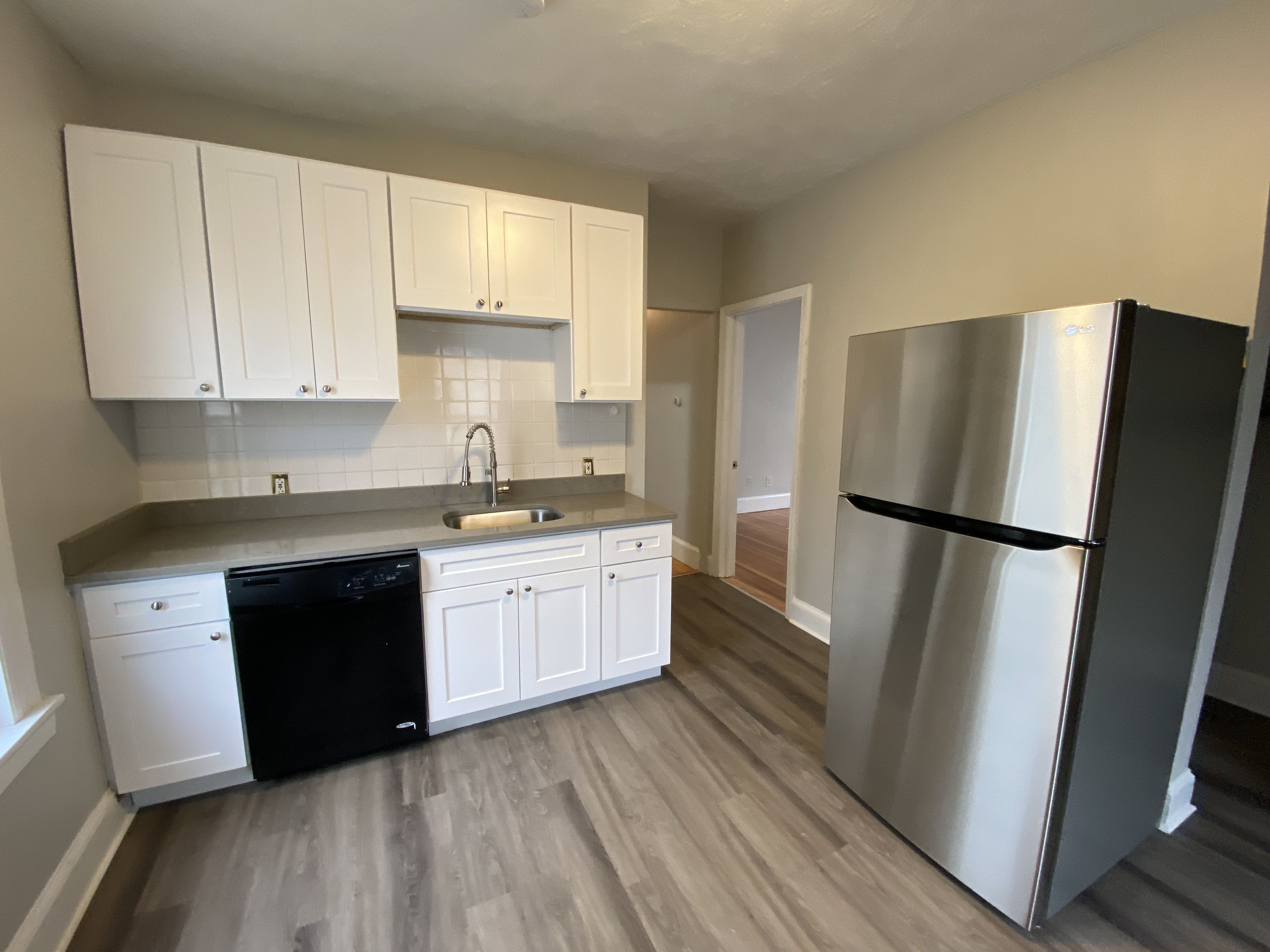 3 bed, 1 bath apartment for rent at 368 Centre St Unit 3, Dorchester — photo 10 of 10