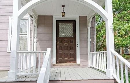 8 Westerly, Jamaica Plain