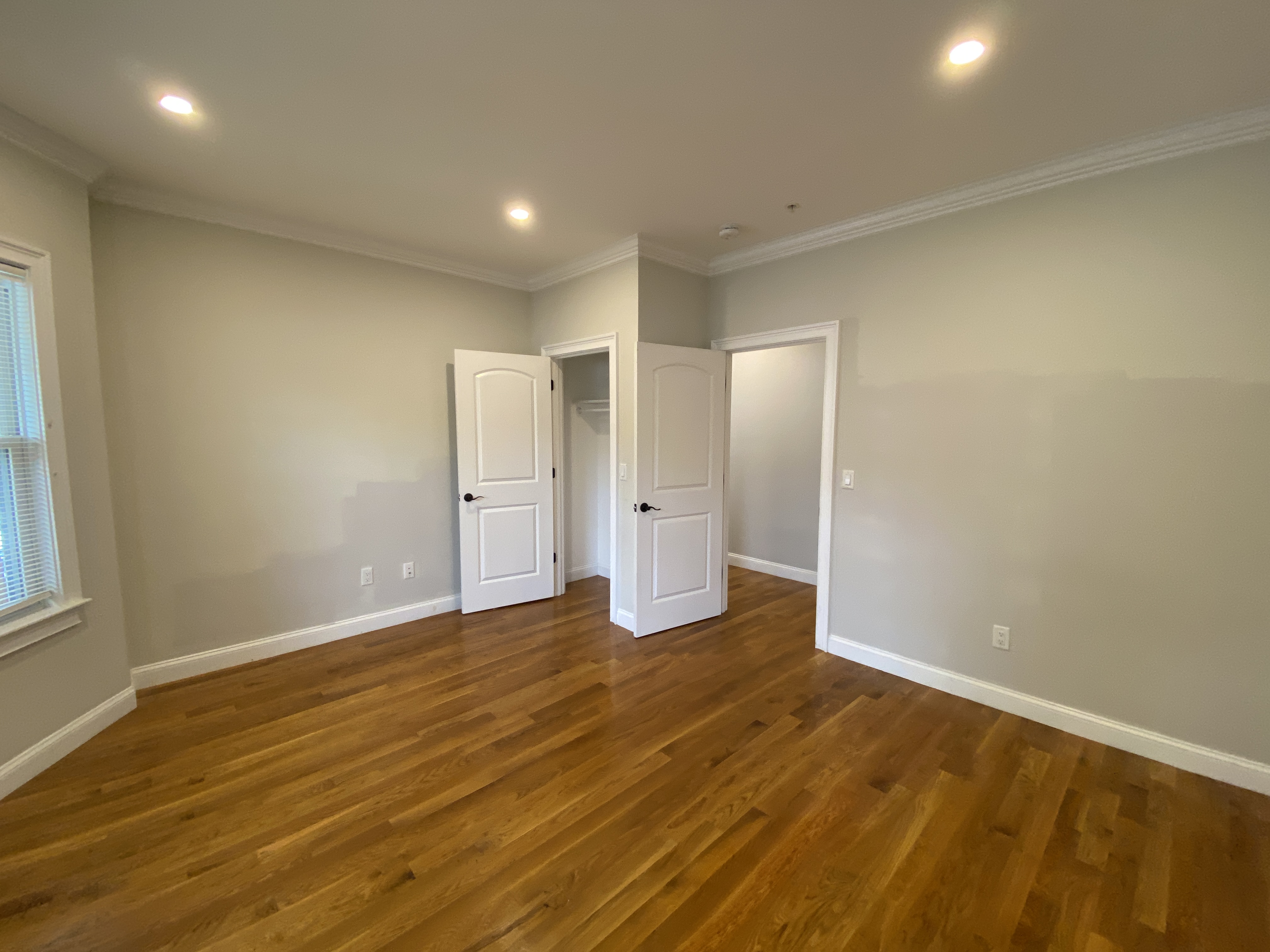 9 11 Woodside Ave, Jamaica Plain