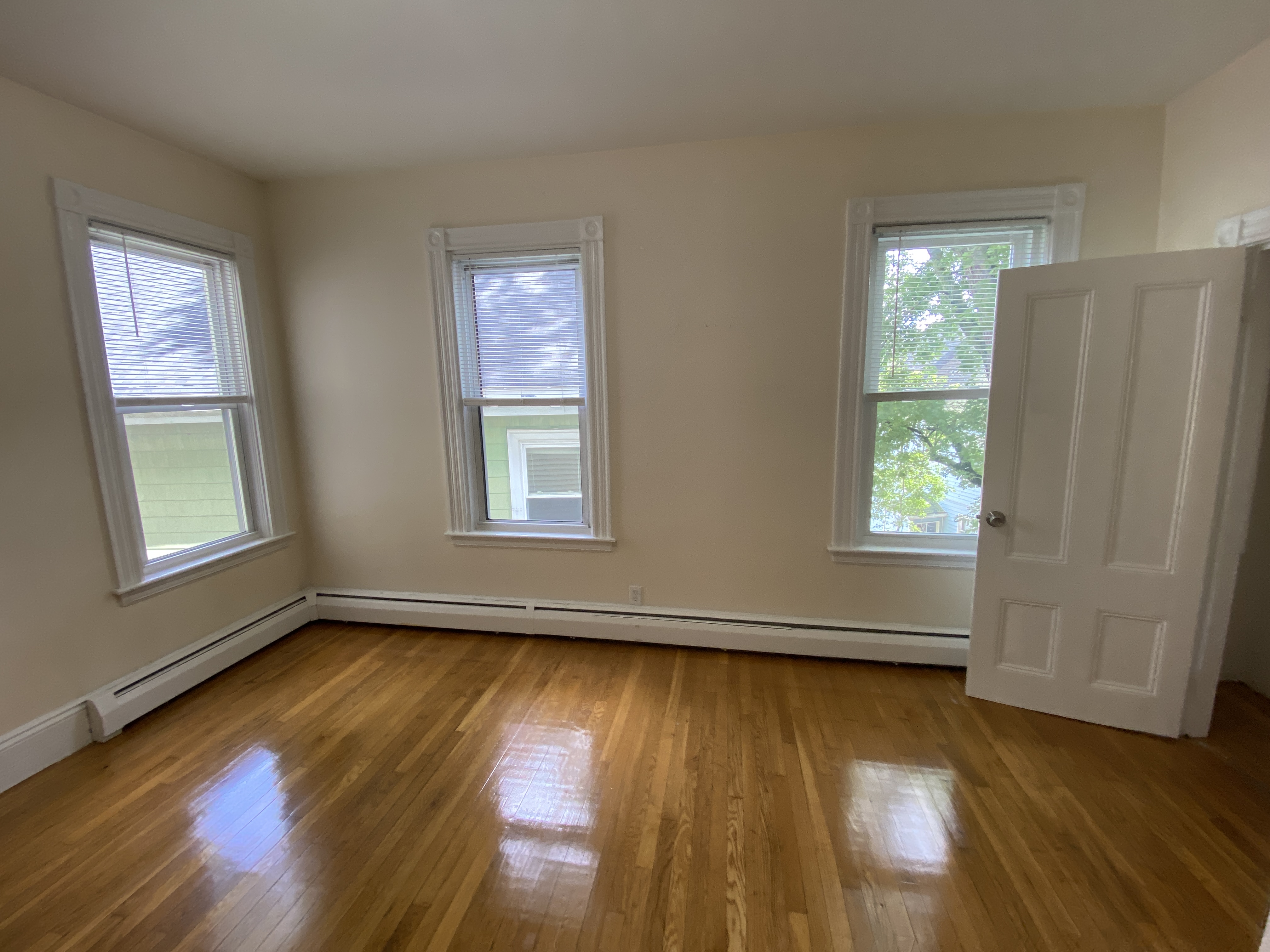 64 Day St, Jamaica Plain