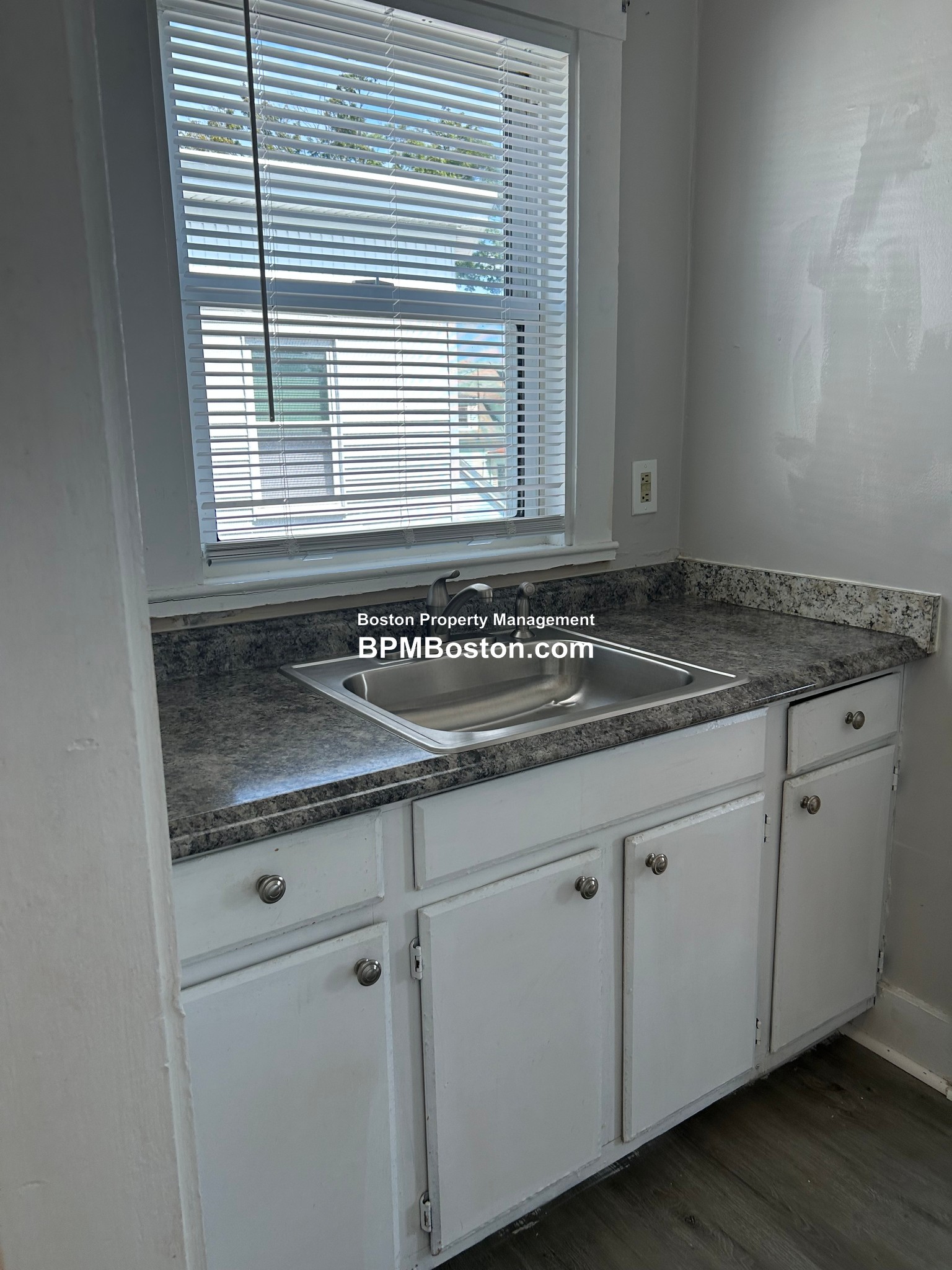 Photo 3 of Kingsley Unit 9