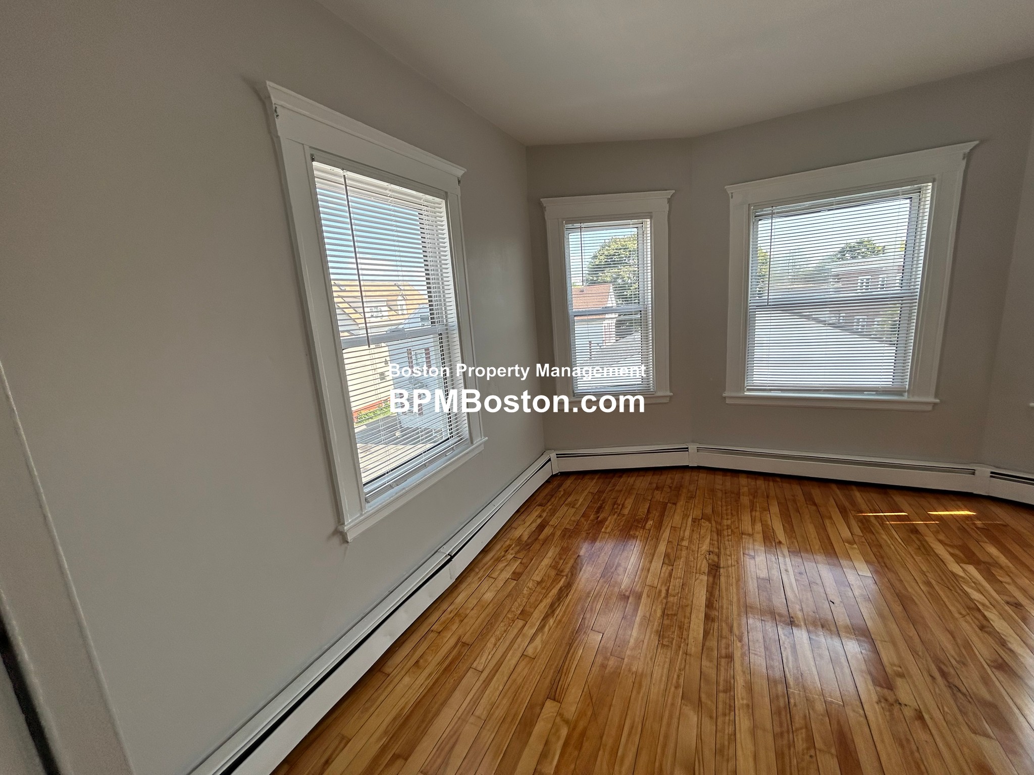 Photo 5 of Kingsley Unit 9