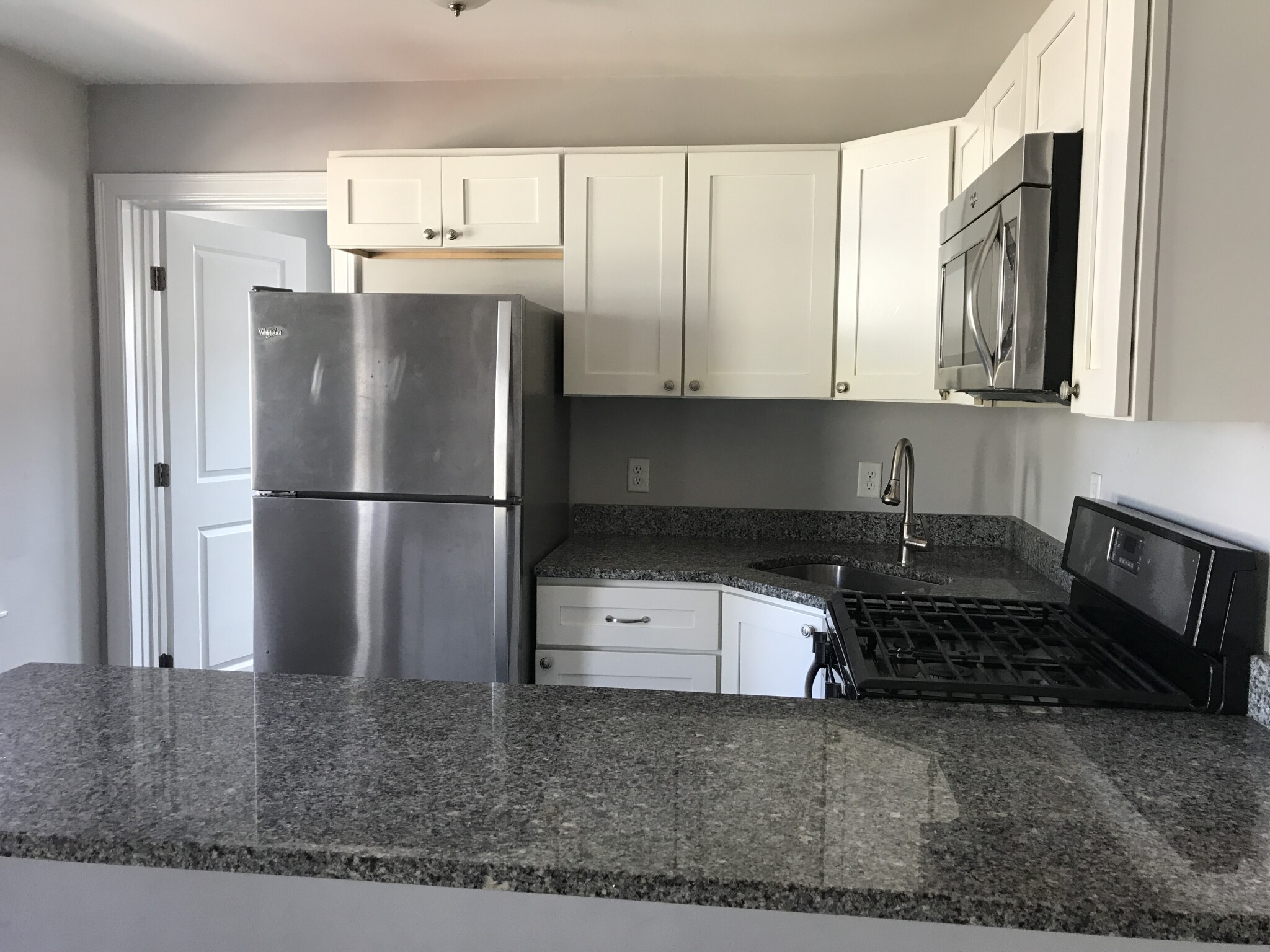 Photos of apartment on Warwick St.,Quincy MA 02170