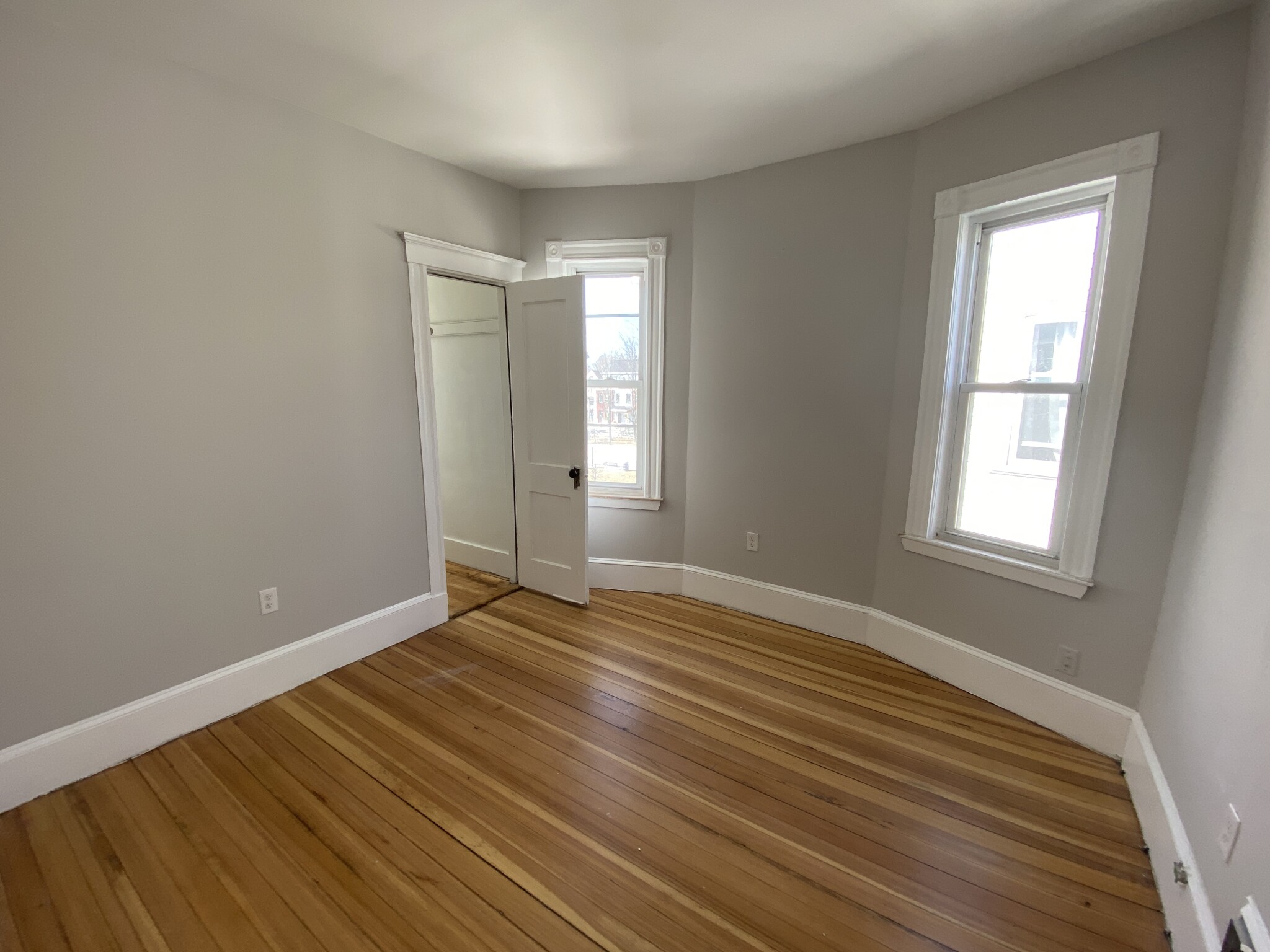 3 bed, 1 bath apartment for rent at 22 Melbourne St Unit 3, Dorchester — photo 9 of 9