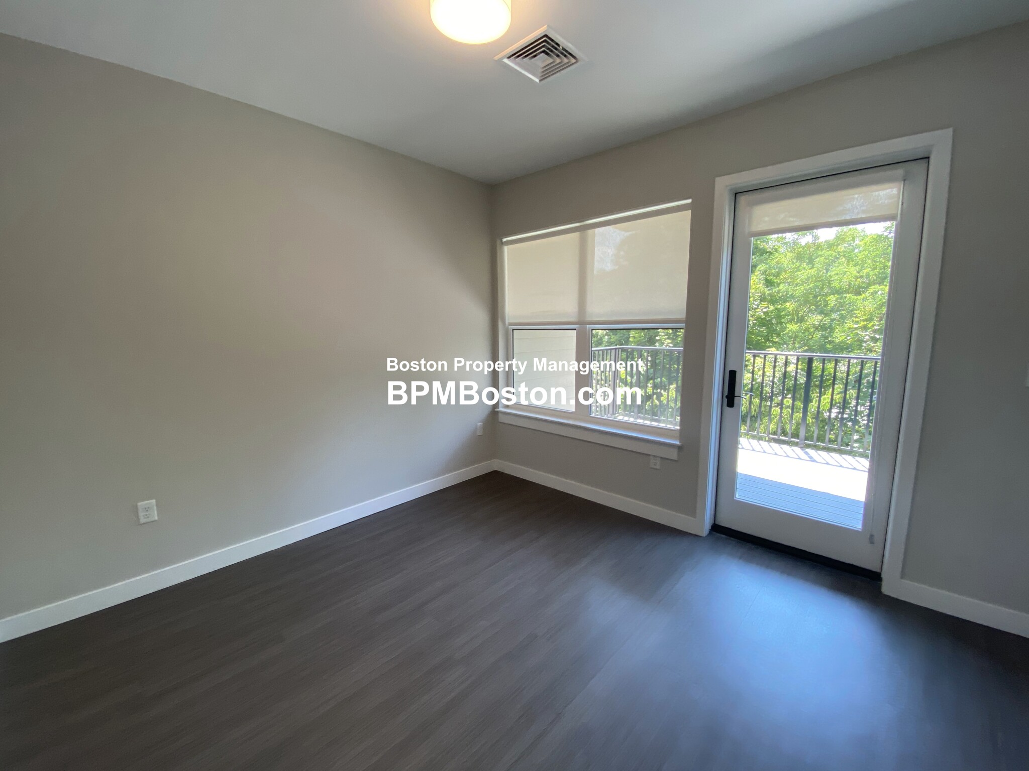 23 Bridge St, North Quincy