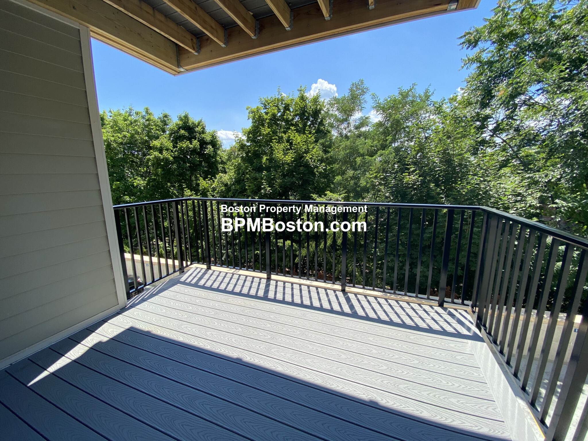 23 Bridge St, North Quincy