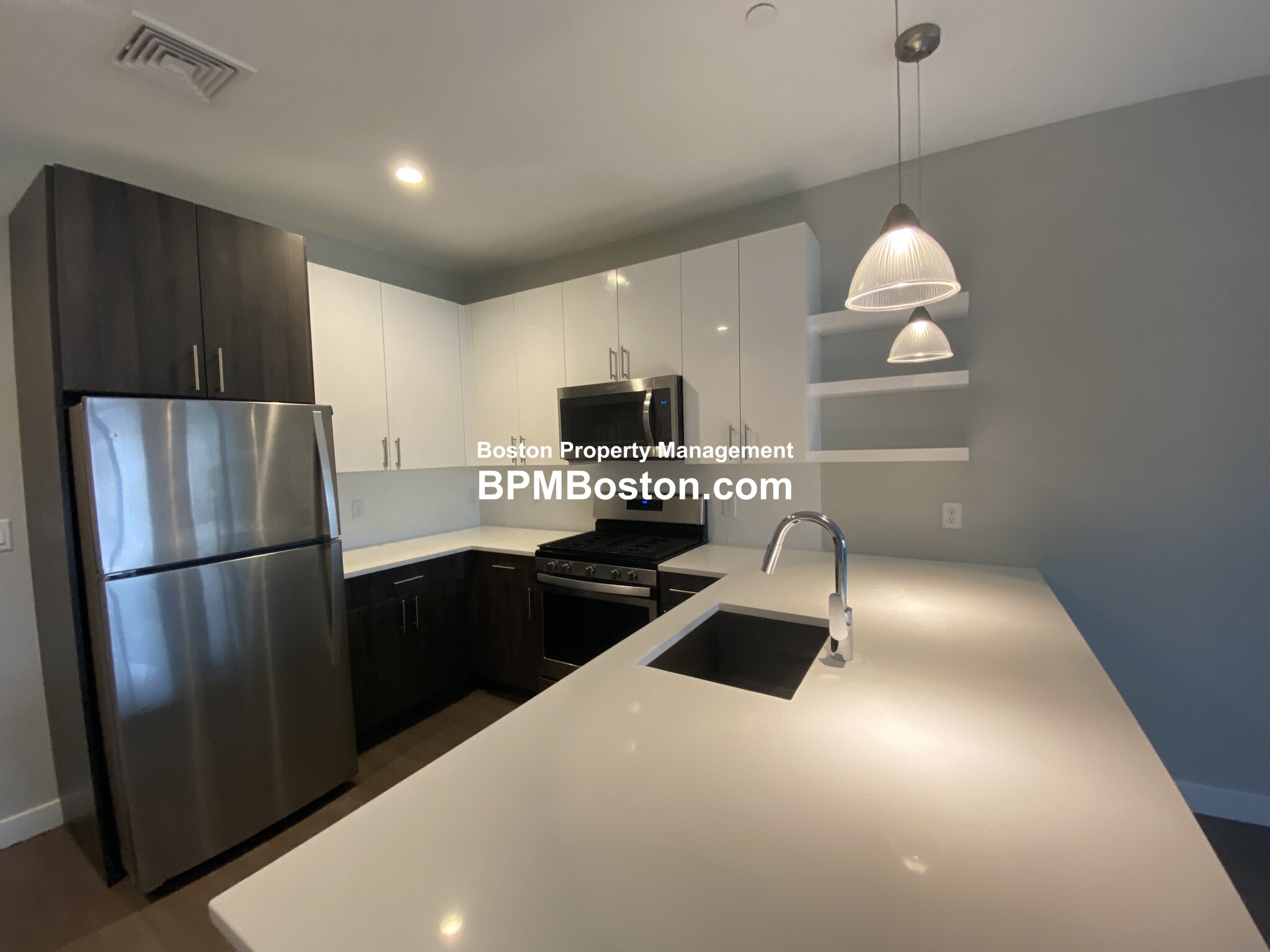 23 Bridge St, North Quincy