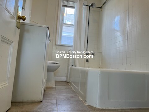 94 Cowper St, East Boston