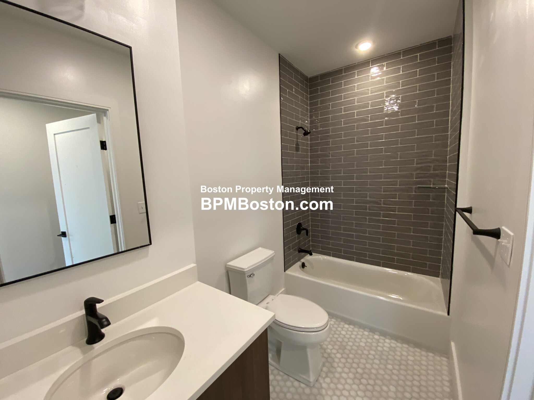 33 39 Ward St, South Boston