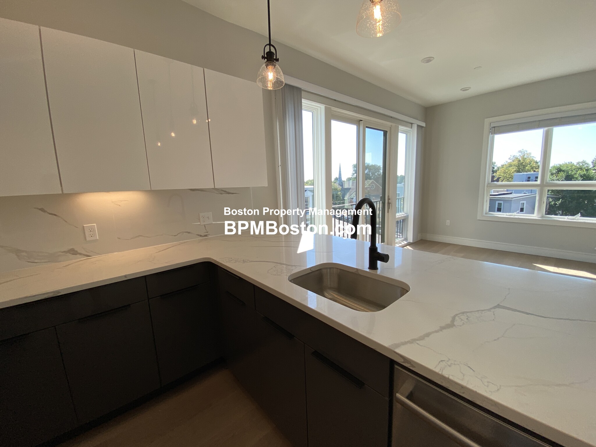 33 39 Ward St, South Boston