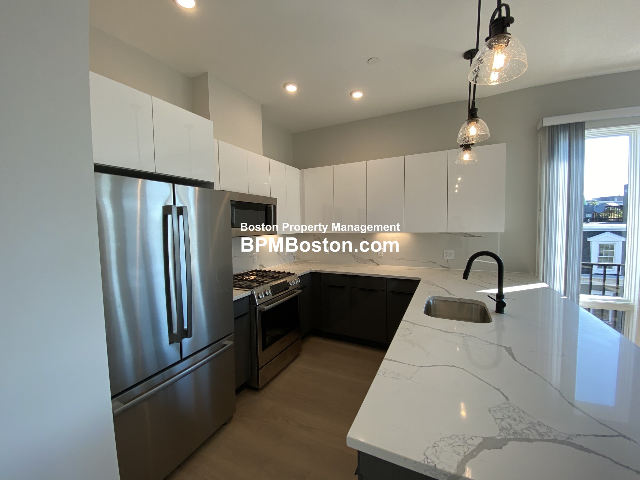33 39 Ward St, South Boston