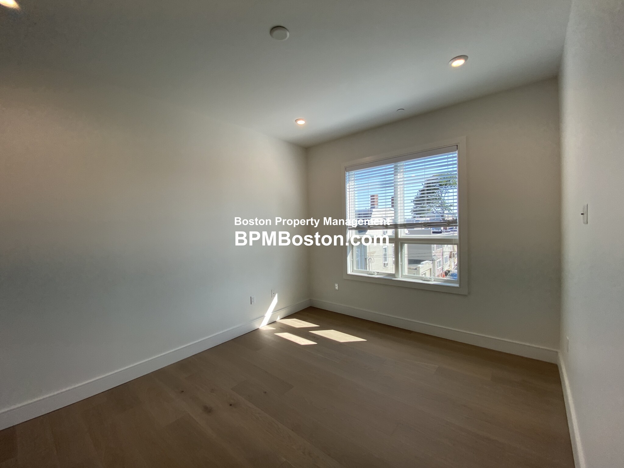 33 39 Ward St, South Boston