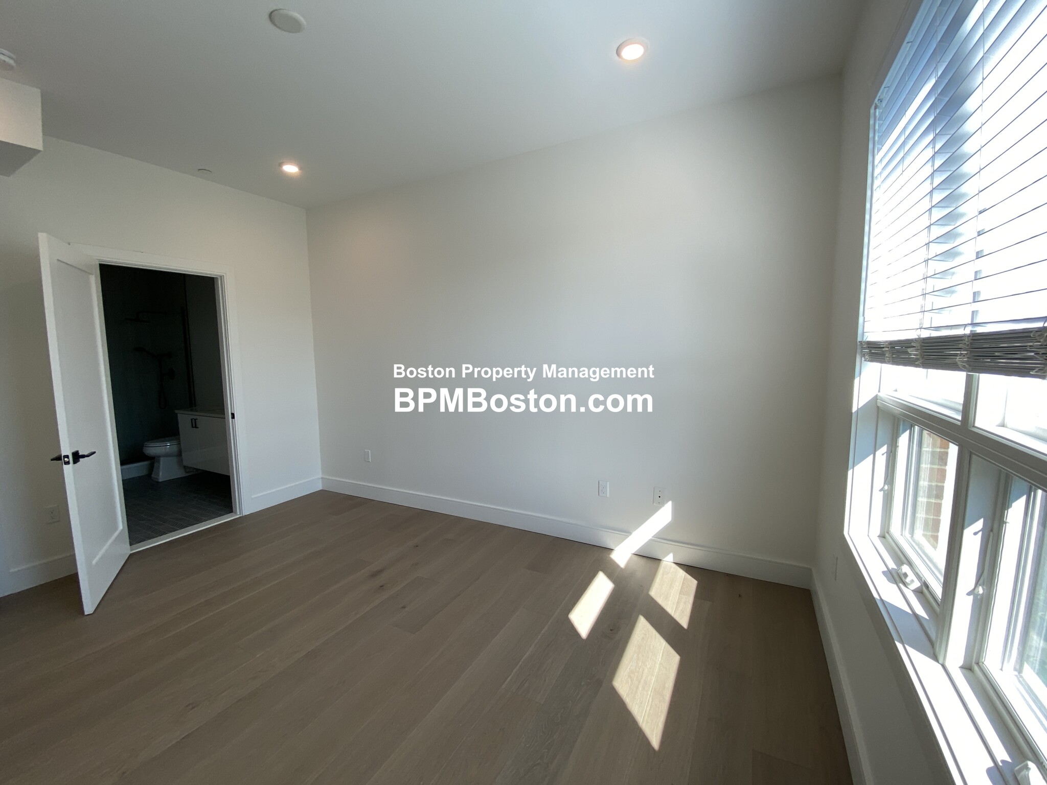 33 39 Ward St, South Boston