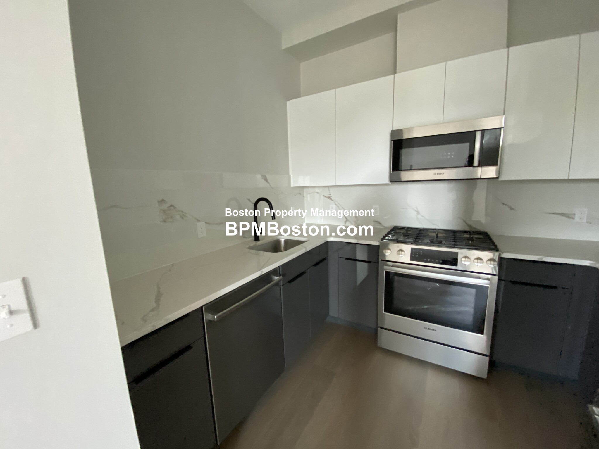 33 39 Ward St, South Boston