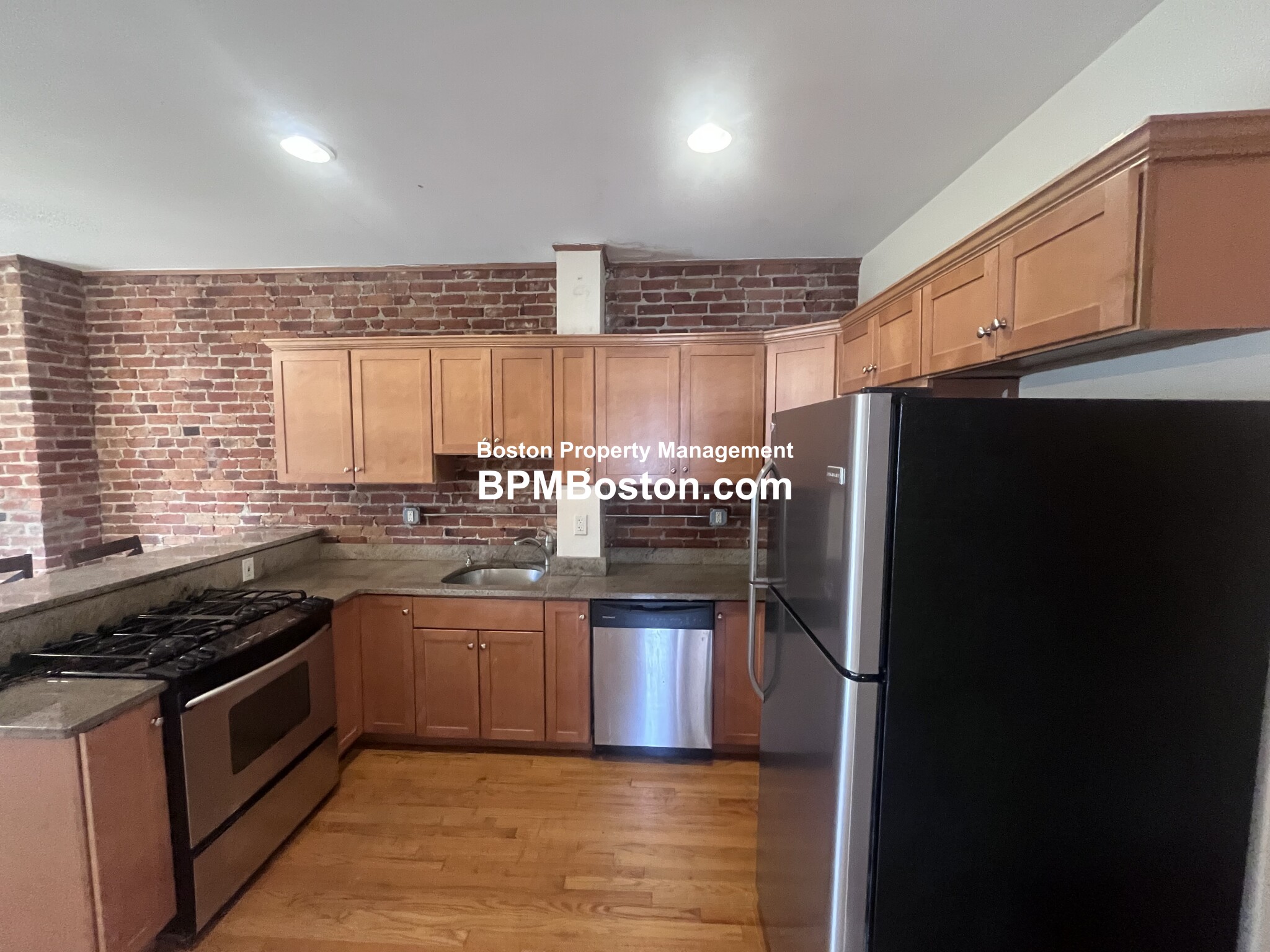 146 L St, South Boston