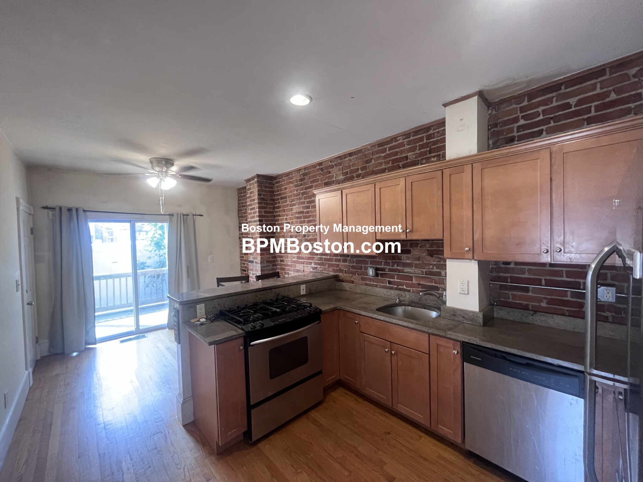 146 L St, South Boston