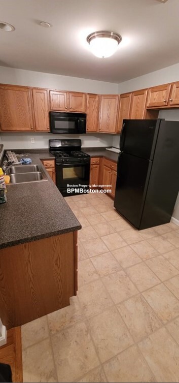 Photos of apartment on Washington Ave.,Chelsea MA 02150