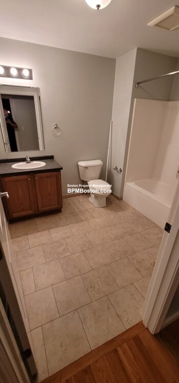 Photos of apartment on Washington Ave.,Chelsea MA 02150