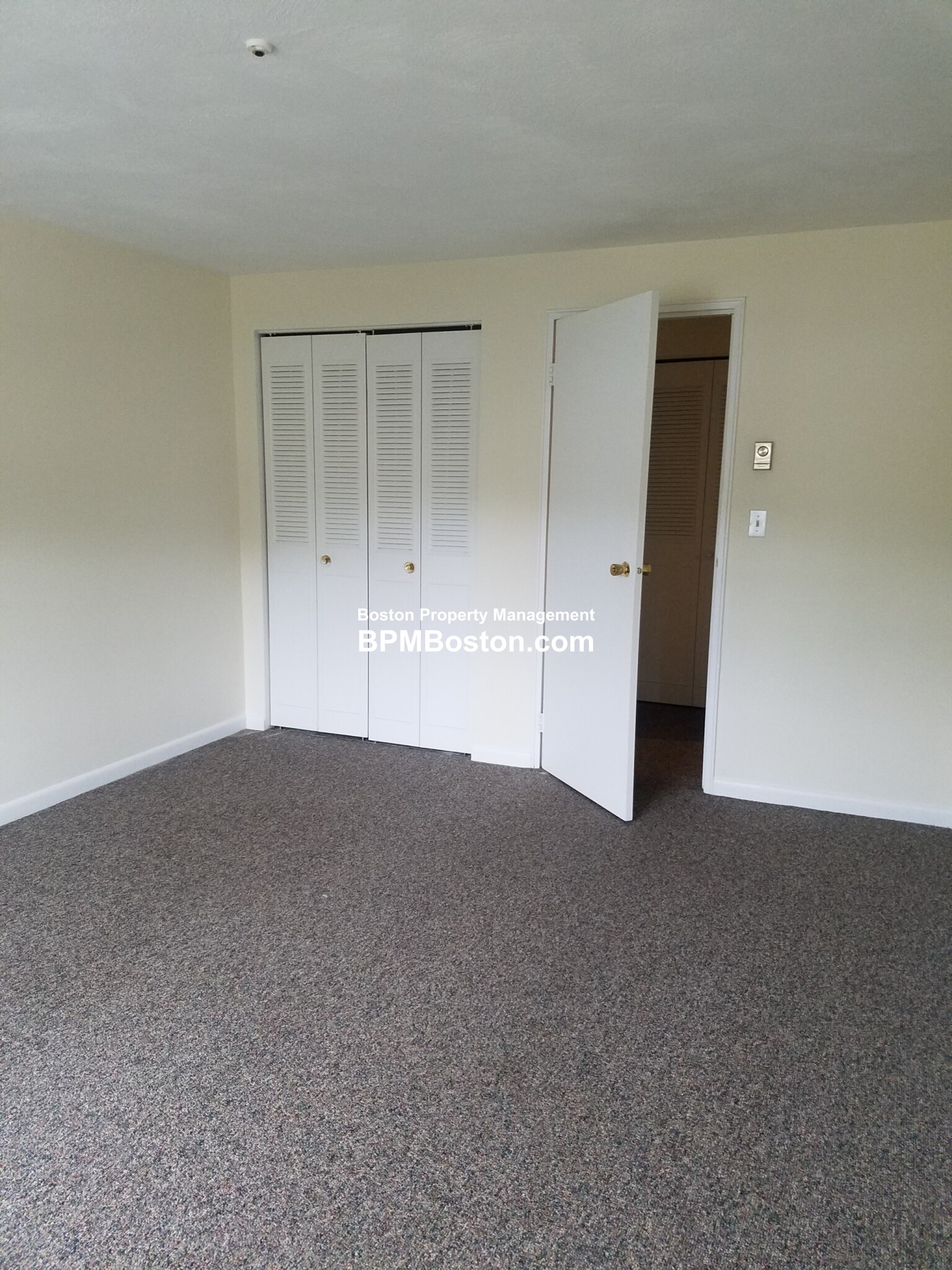 Photos of apartment on Elmwood Pk.,Quincy MA 02170