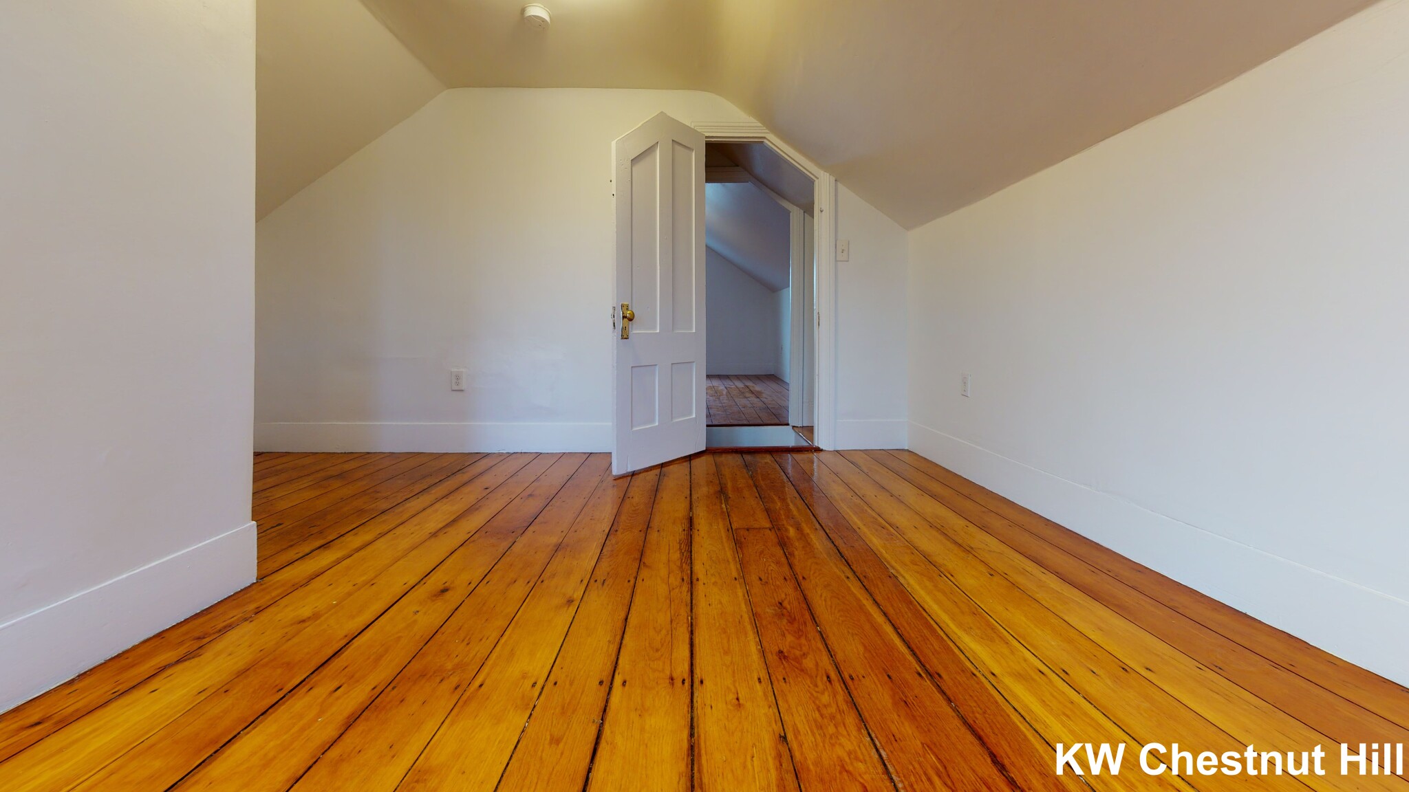 2817 Washington St, Roxbury