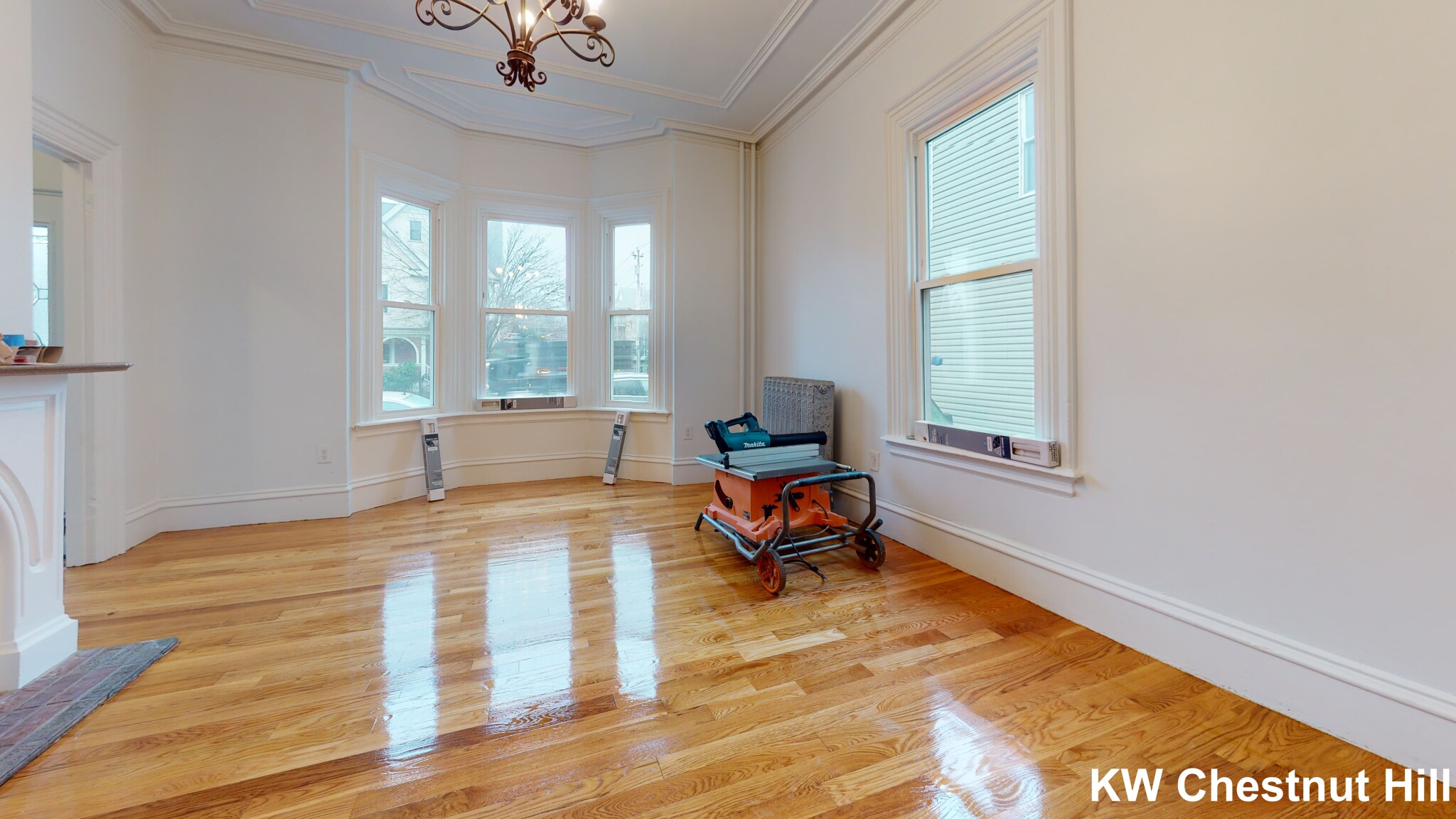 2817 Washington St, Roxbury