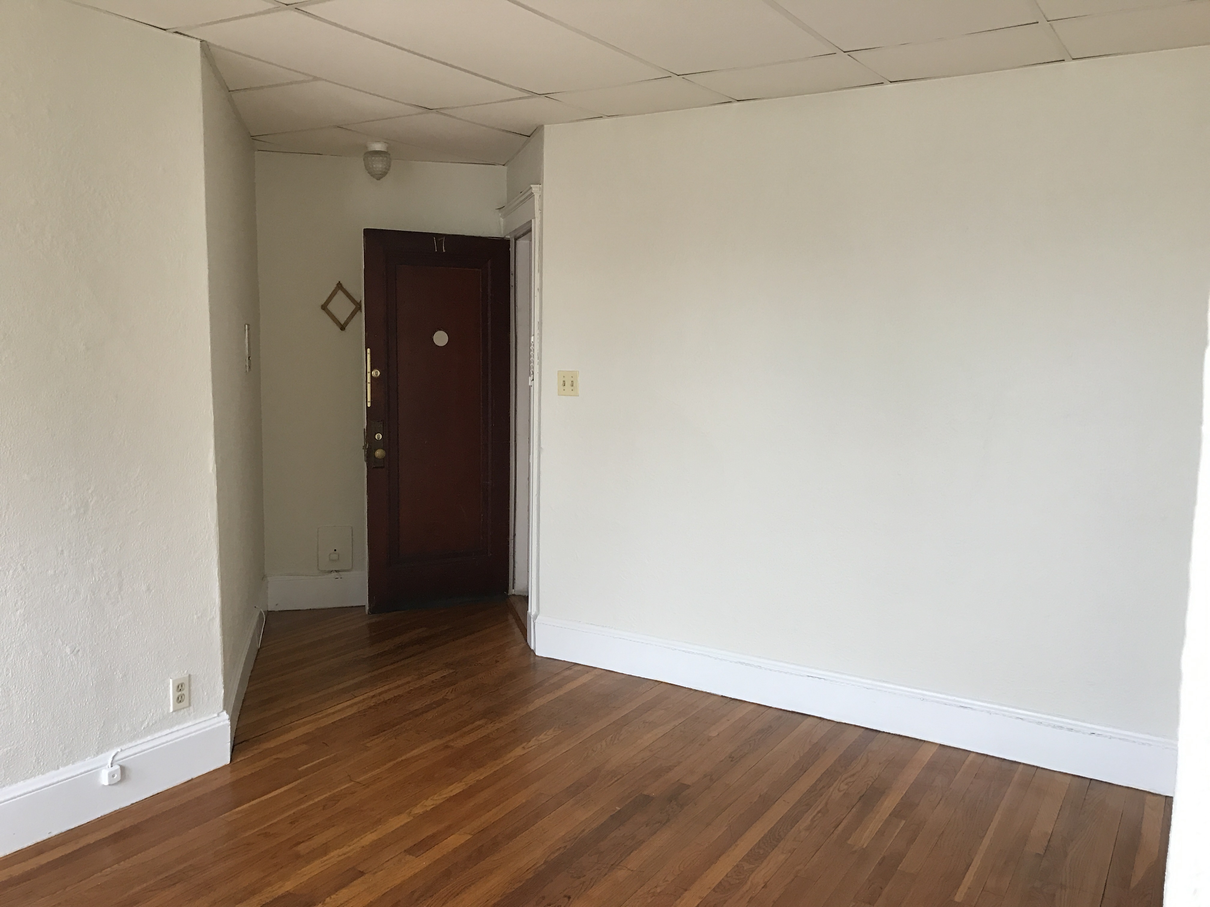1 bed, 1 bath apartment for rent at 53 Fellsway Unit 17, Medford — photo 2 of 15