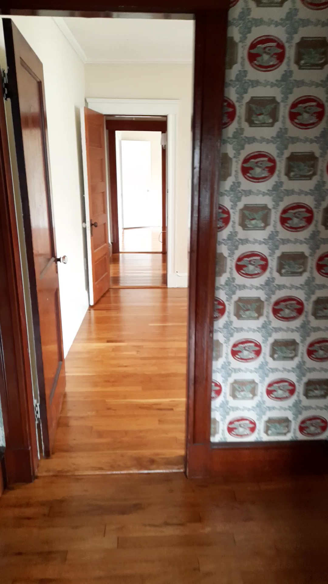 2 bed, 1 bath apartment for rent at 13 Raymond Rd Unit 2, Salem — photo 10 of 12