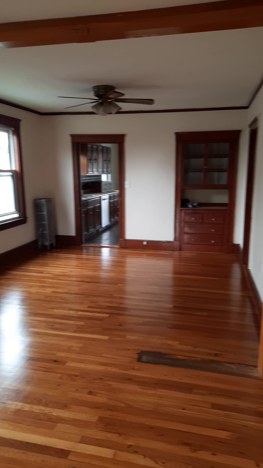 2 bed, 1 bath apartment for rent at 13 Raymond Rd Unit 2, Salem — photo 4 of 12