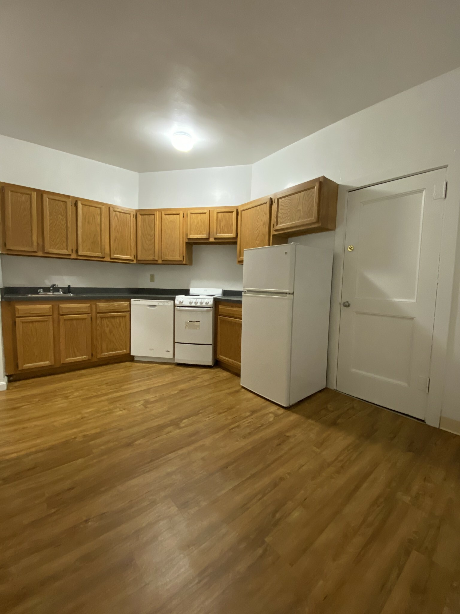 1595 Beacon St, Brookline