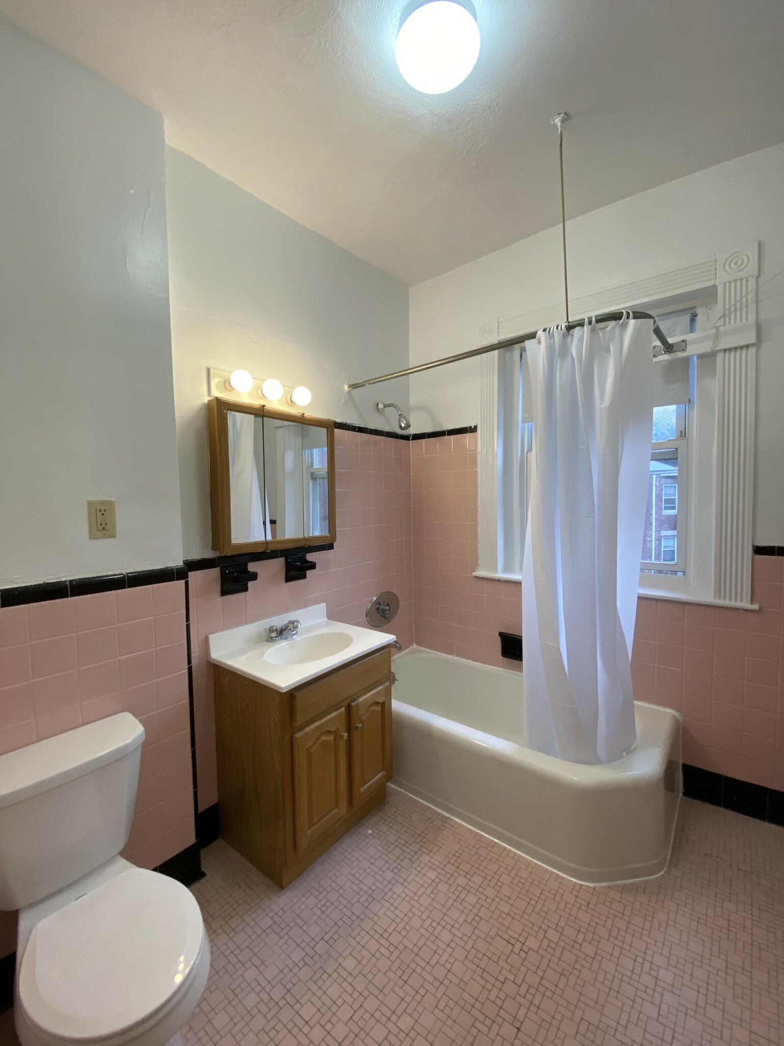 1595 Beacon St, Brookline