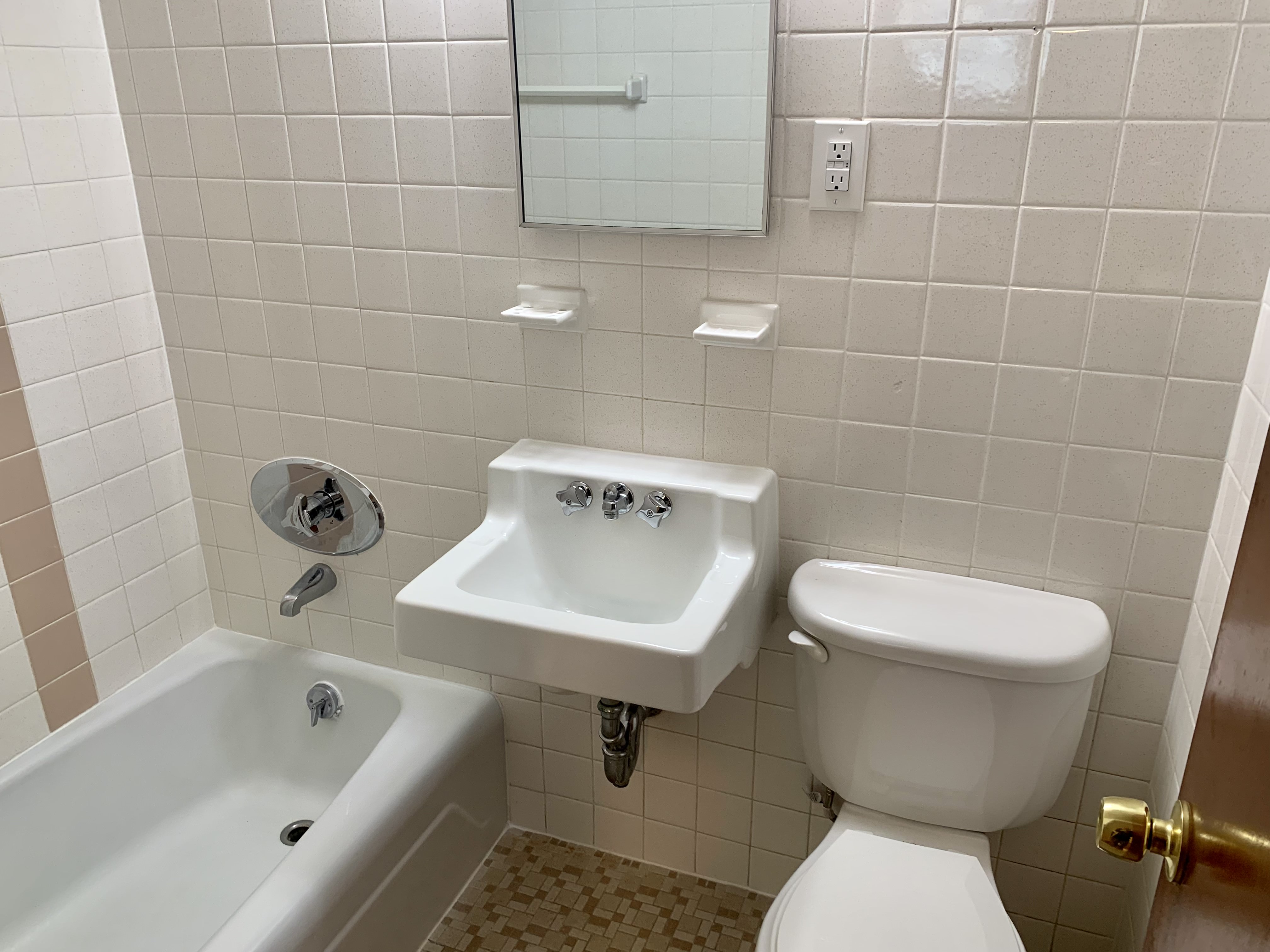 172 North Beacon St, Brighton