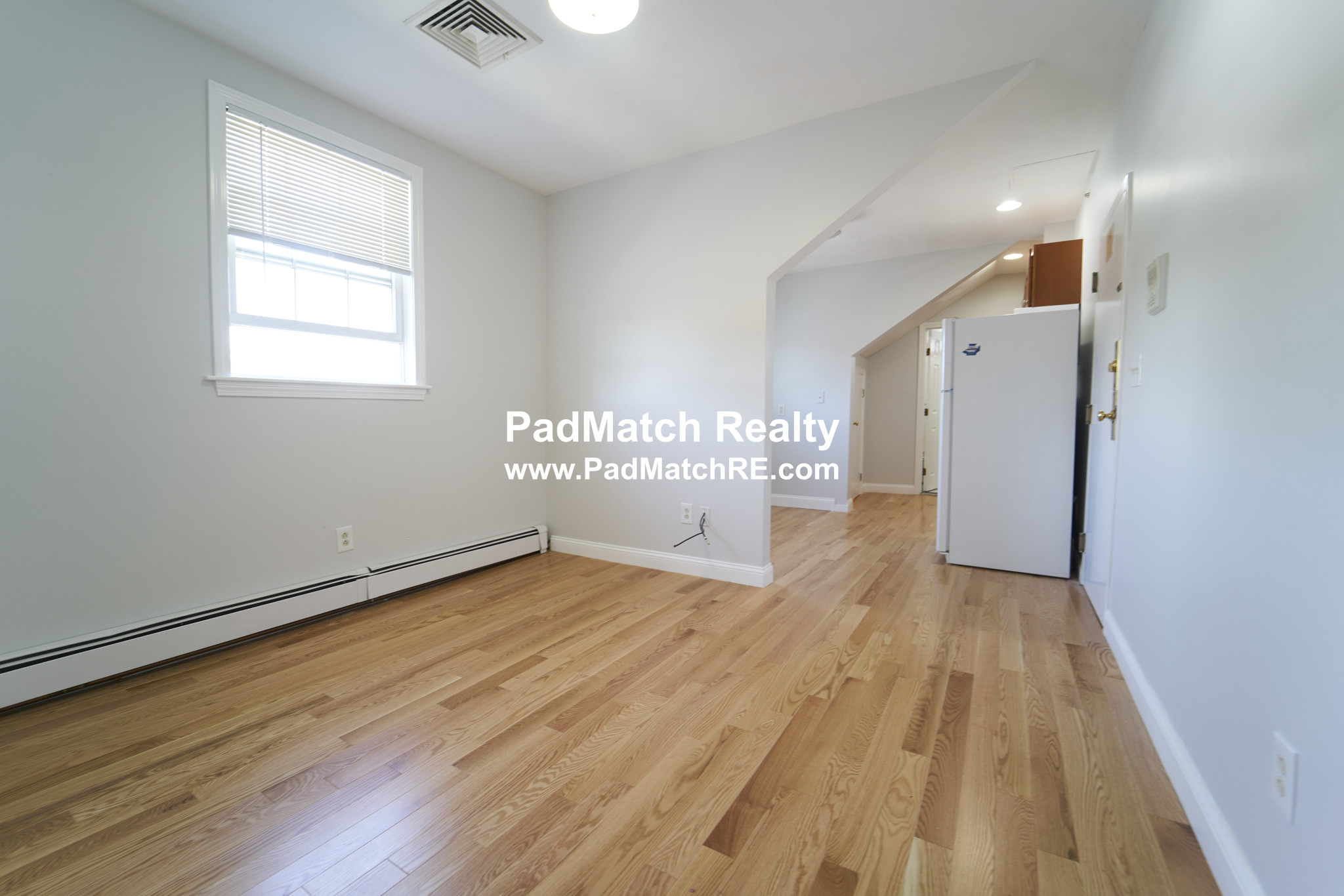 2 Chestnut Hill Ave, Brighton