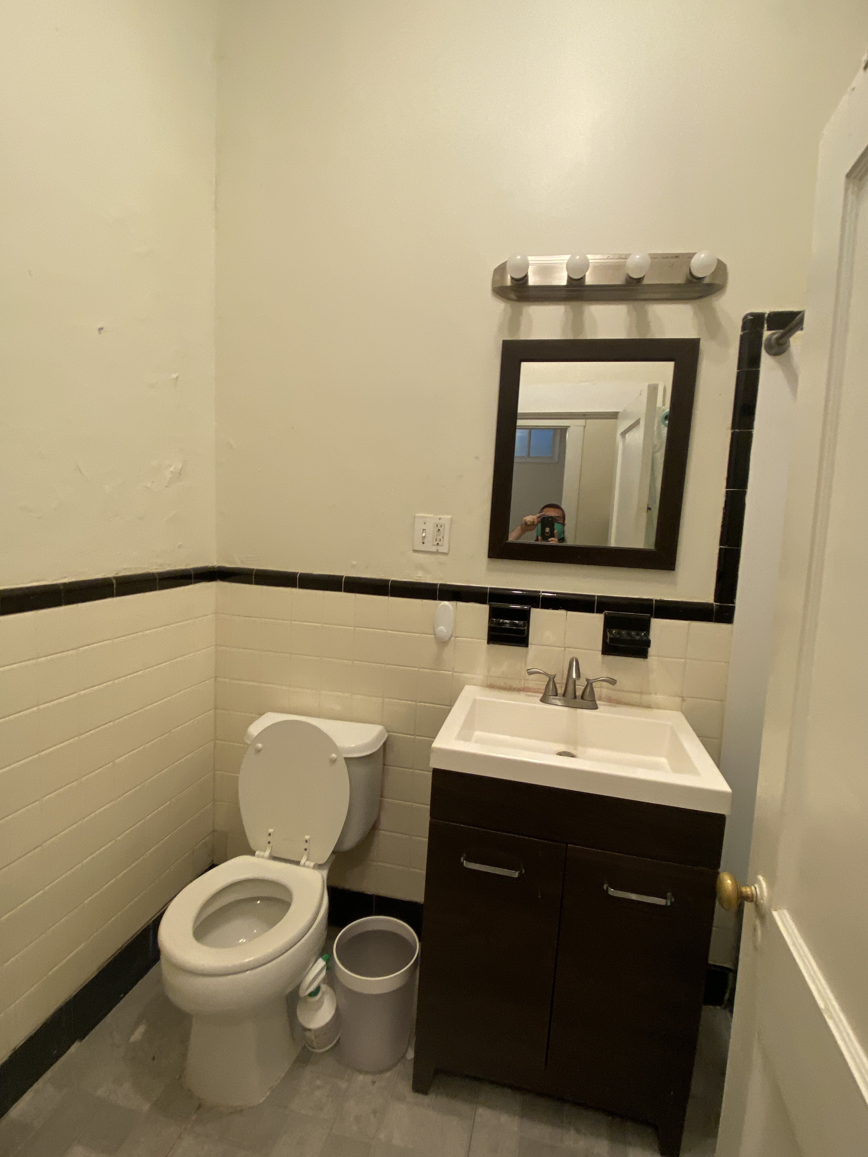 41 Bay State Rd, Fenway