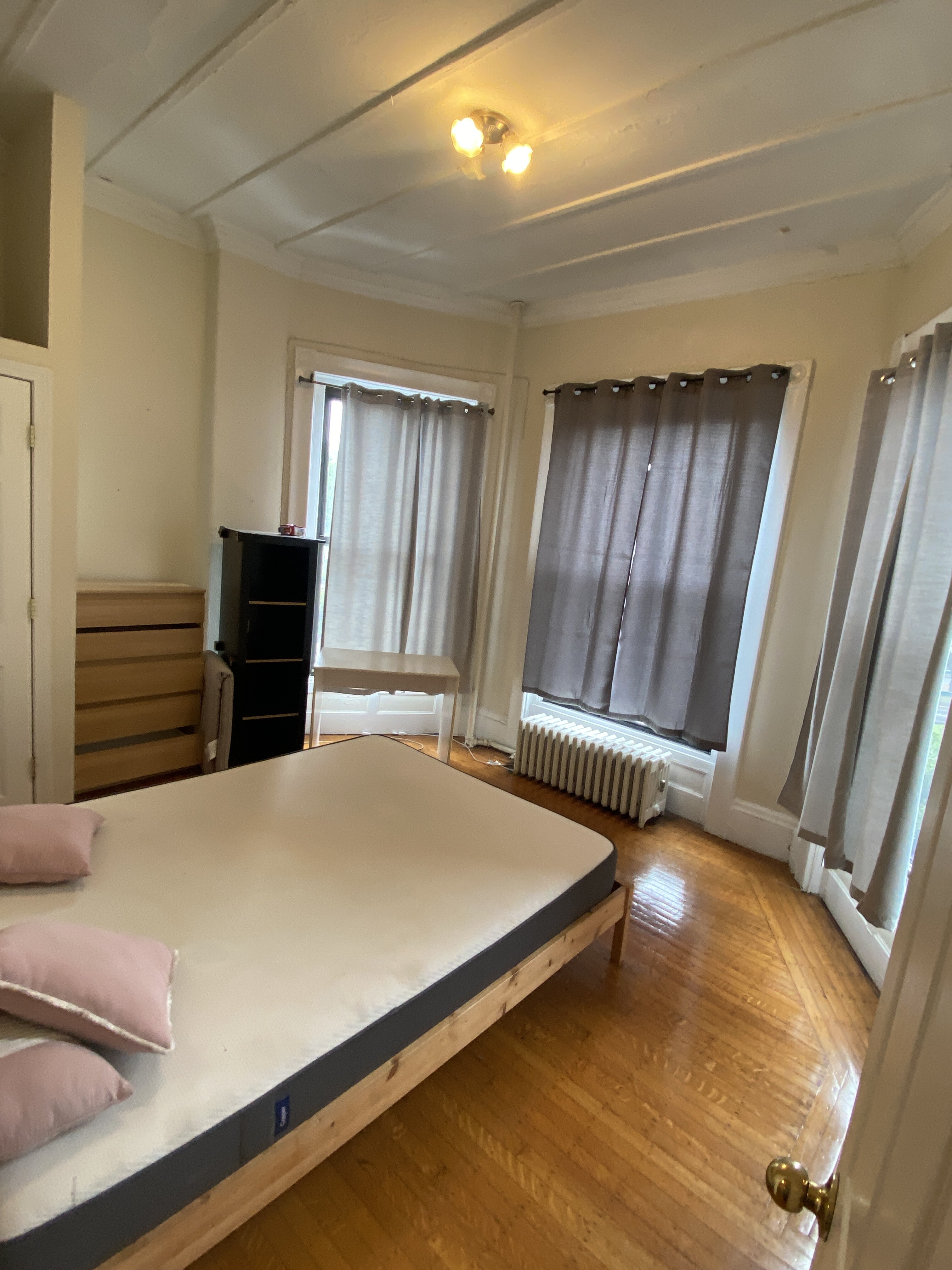 41 Bay State Rd, Fenway